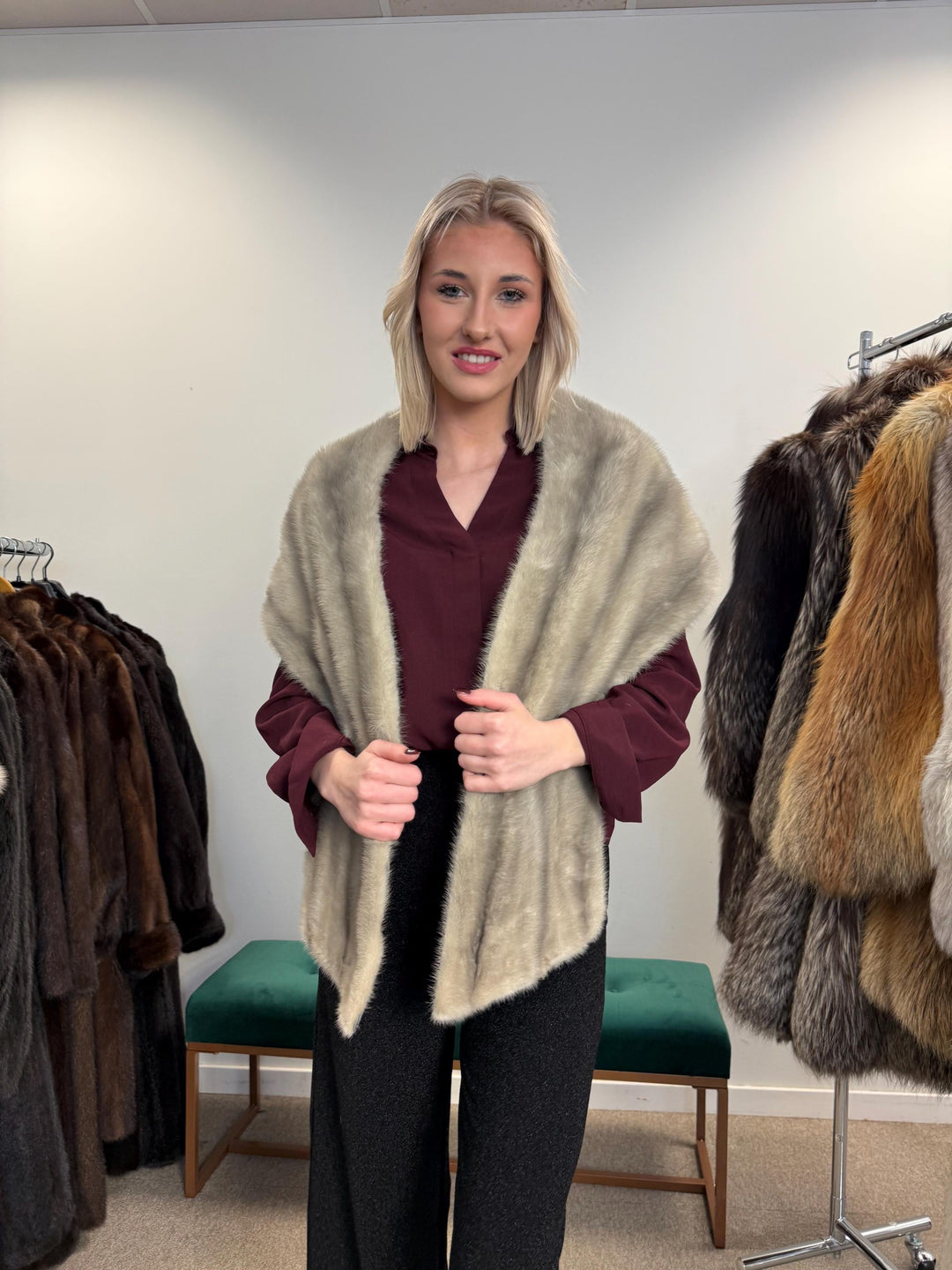 Grey Mink Shawl, Vintage Fur Shawl, Real Fur Shawl, Grey Mink Fur, Real Mink Fur, Mink Fur, Grey Mink, Fur Shawl, Mink Shawl Grey, Vintage