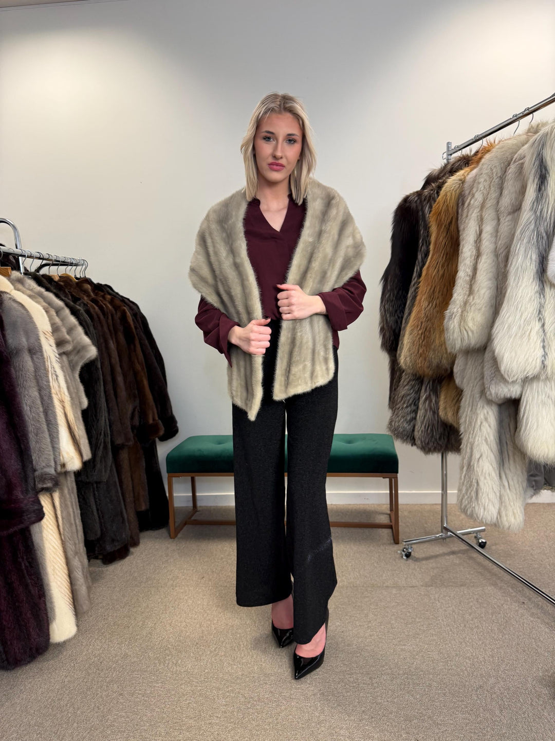 Grey Mink Shawl, Vintage Fur Shawl, Real Fur Shawl, Grey Mink Fur, Real Mink Fur, Mink Fur, Grey Mink, Fur Shawl, Mink Shawl Grey, Vintage