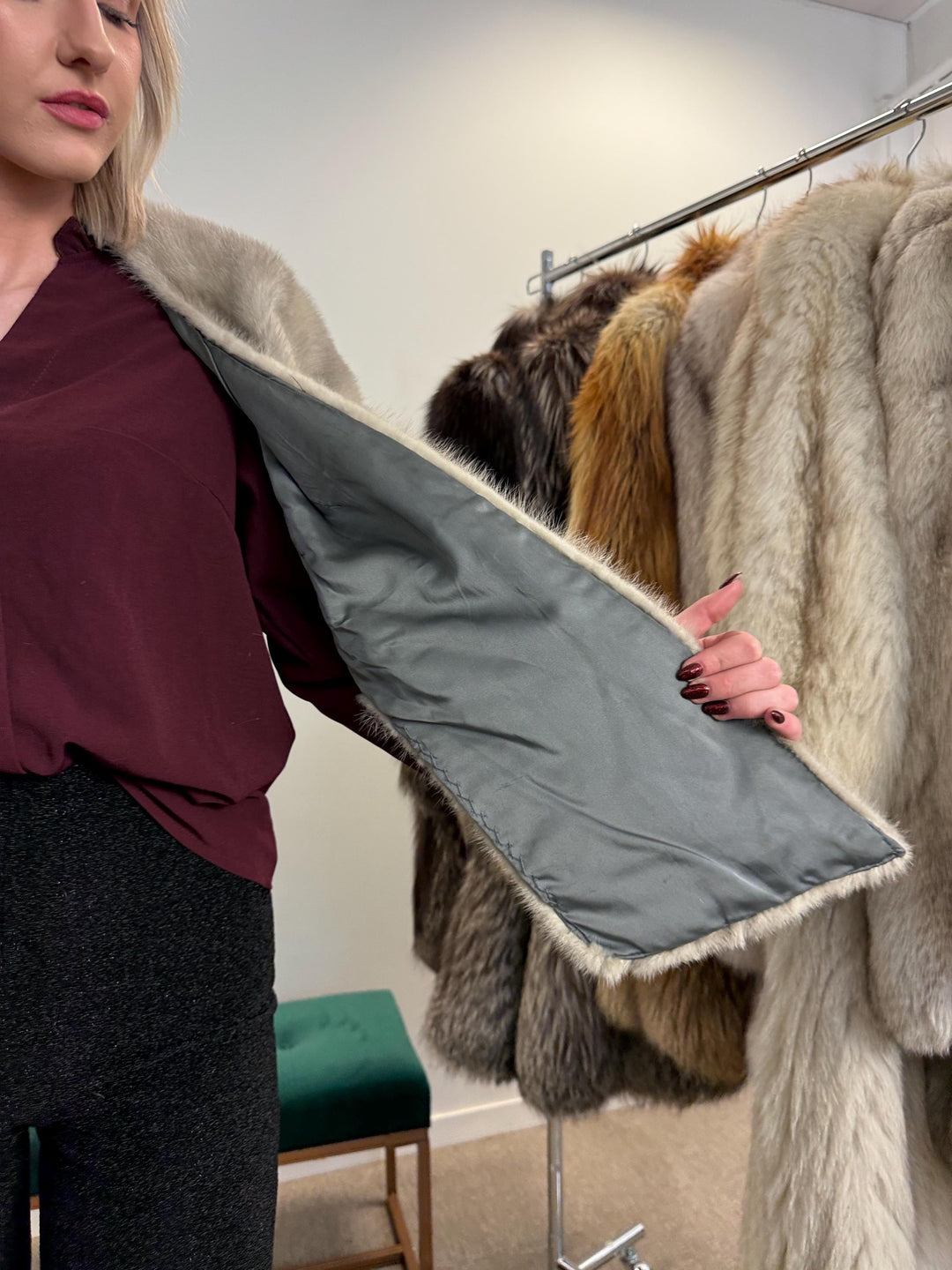 Grey Mink Shawl, Vintage Fur Shawl, Real Fur Shawl, Grey Mink Fur, Real Mink Fur, Mink Fur, Grey Mink, Fur Shawl, Mink Shawl Grey, Vintage