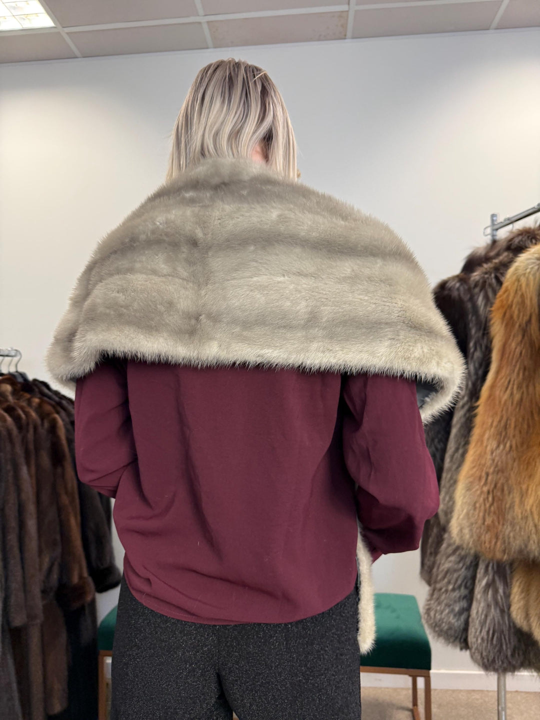 Grey Mink Shawl, Vintage Fur Shawl, Real Fur Shawl, Grey Mink Fur, Real Mink Fur, Mink Fur, Grey Mink, Fur Shawl, Mink Shawl Grey, Vintage