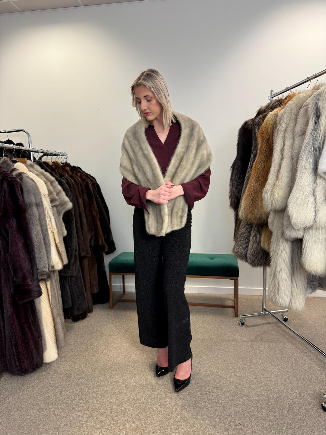 Grey Mink Shawl, Vintage Fur Shawl, Real Fur Shawl, Grey Mink Fur, Real Mink Fur, Mink Fur, Grey Mink, Fur Shawl, Mink Shawl Grey, Vintage