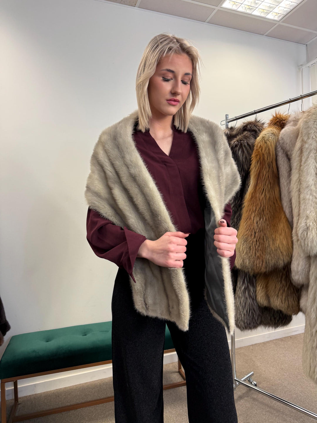 Grey Mink Shawl, Vintage Fur Shawl, Real Fur Shawl, Grey Mink Fur, Real Mink Fur, Mink Fur, Grey Mink, Fur Shawl, Mink Shawl Grey, Vintage