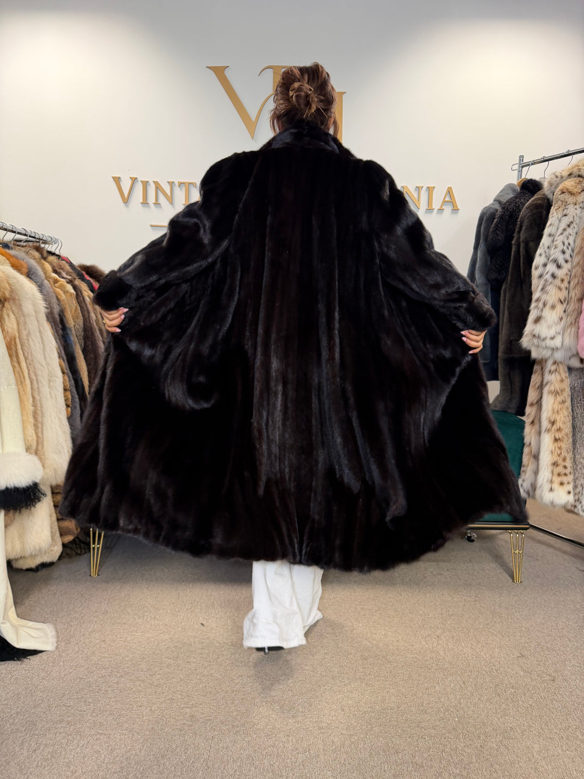 Dark Brown Mink Fur Coat, M/L, Frankfurt