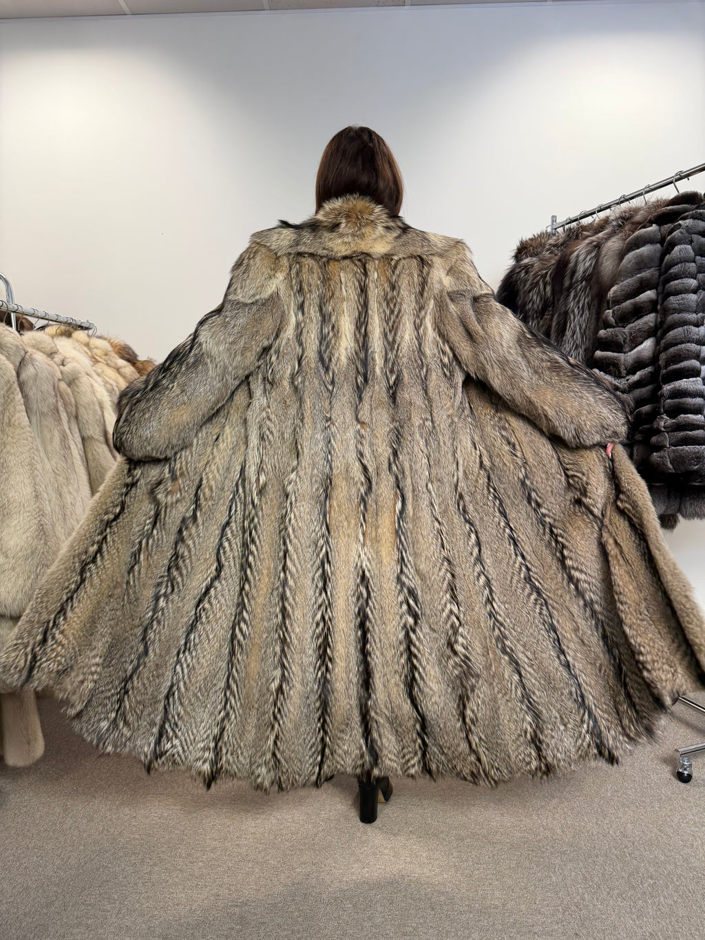 Raccoon Real Fur Coat, Size L, Full Length