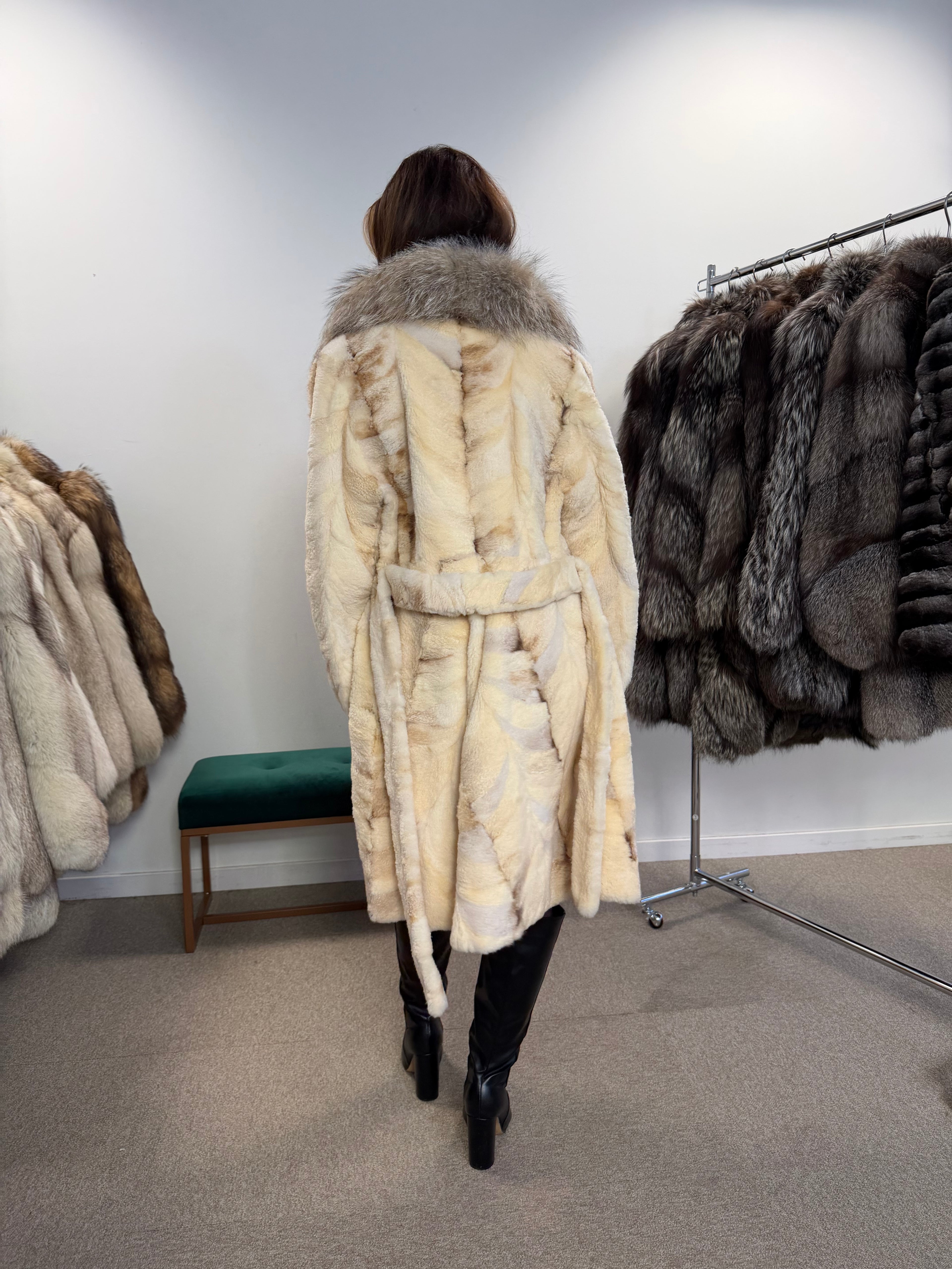 Mink Fur Coat, Sheared White, Fox Collar, Size M