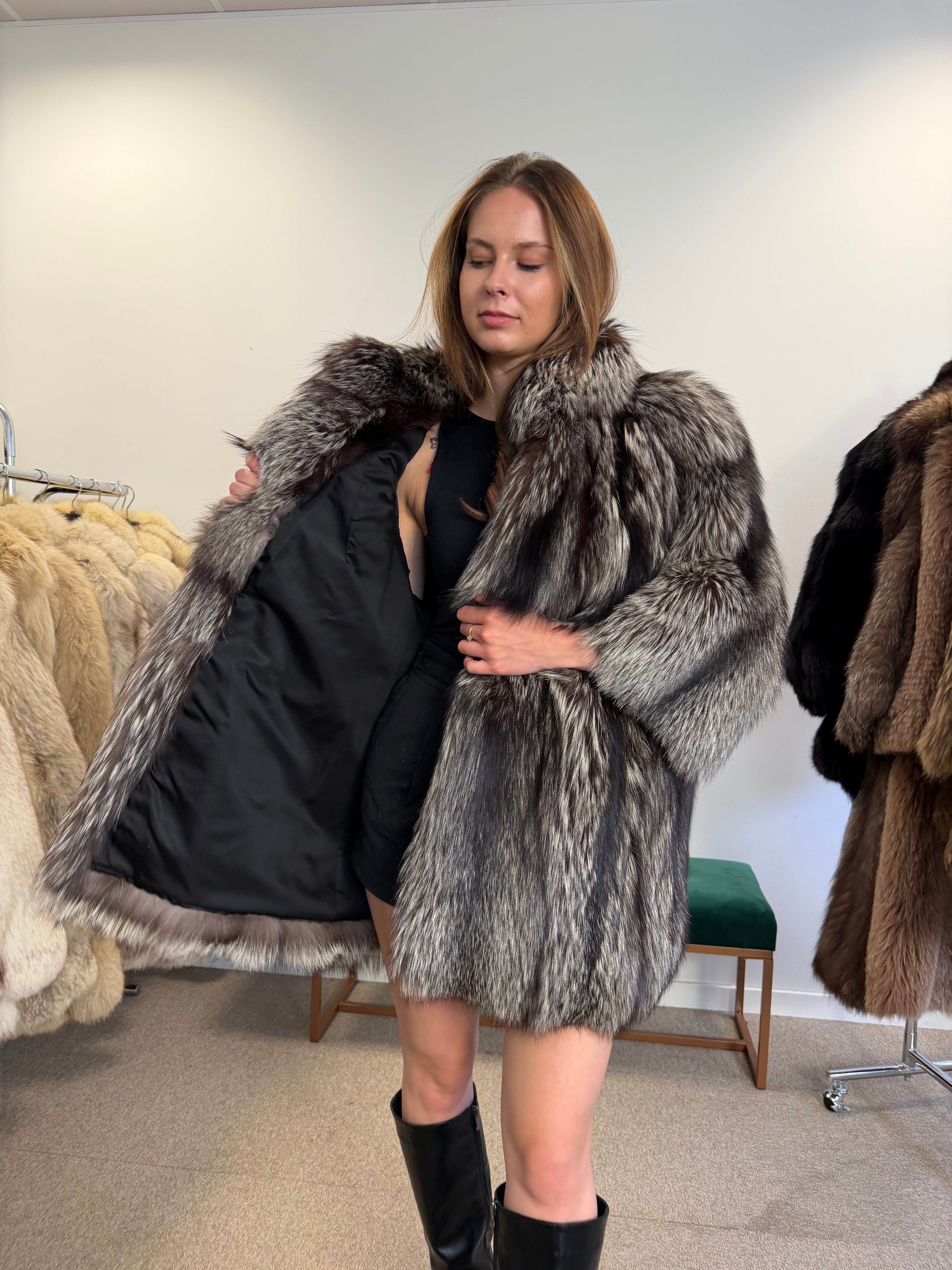 Real Silver Fox Fur Coat, Short Sleeves, Size XL