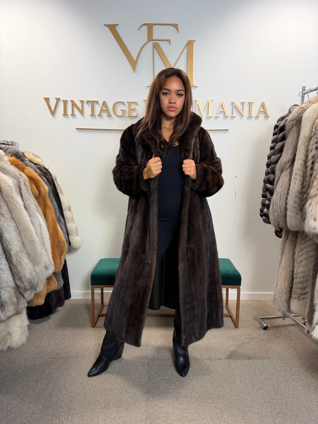 Loudwin Pelze Mink Fur Coat, Dark Brown, Full Length, XXL