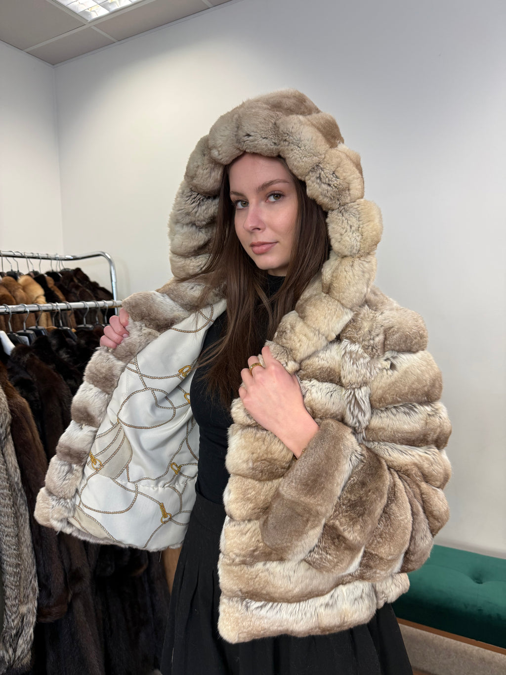 Chinchilla Fur Coat, Light Grey, Hooded, Size M