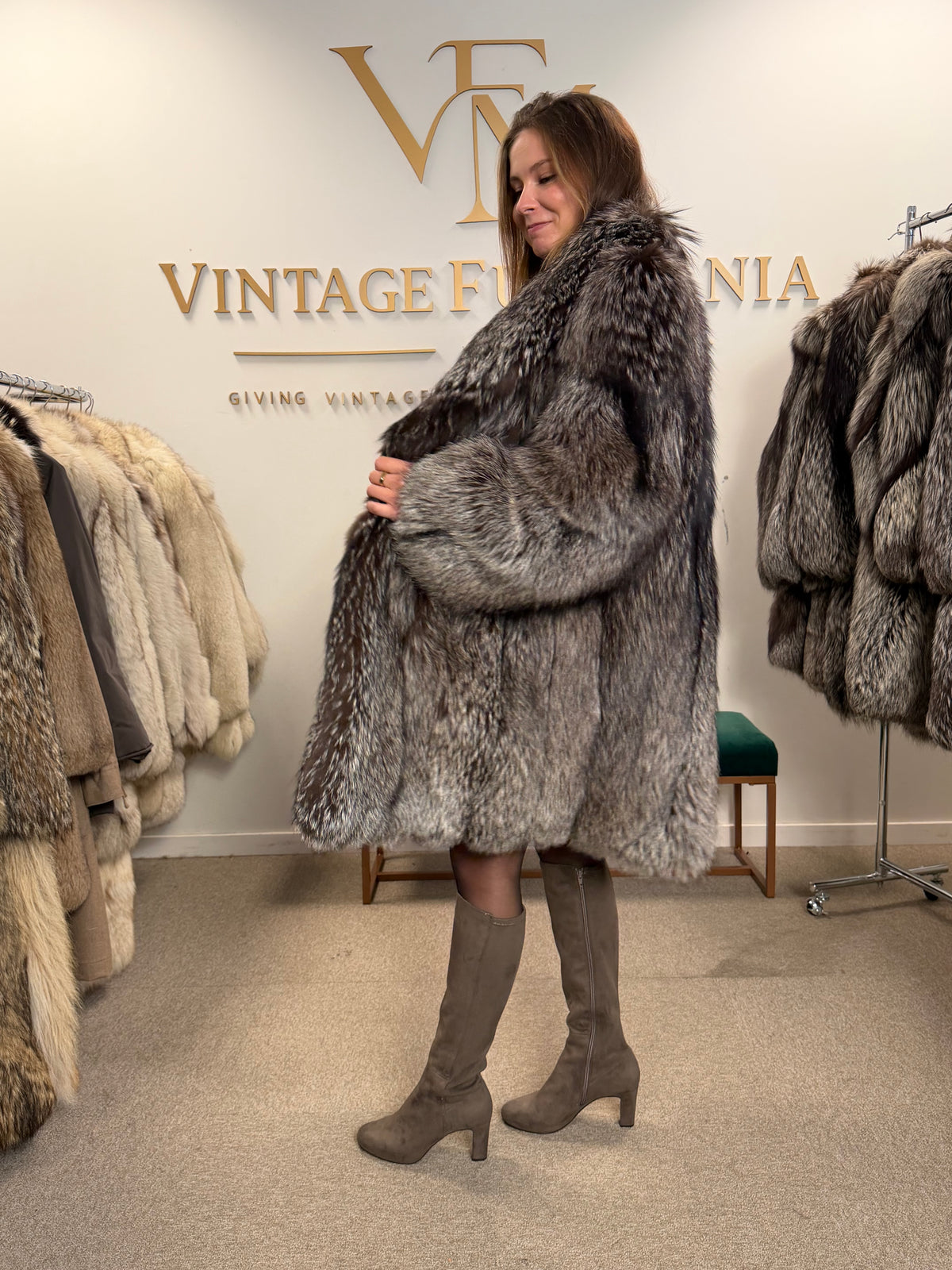 Silver Fox Fur Coat, XL, SAGA, Fluffy