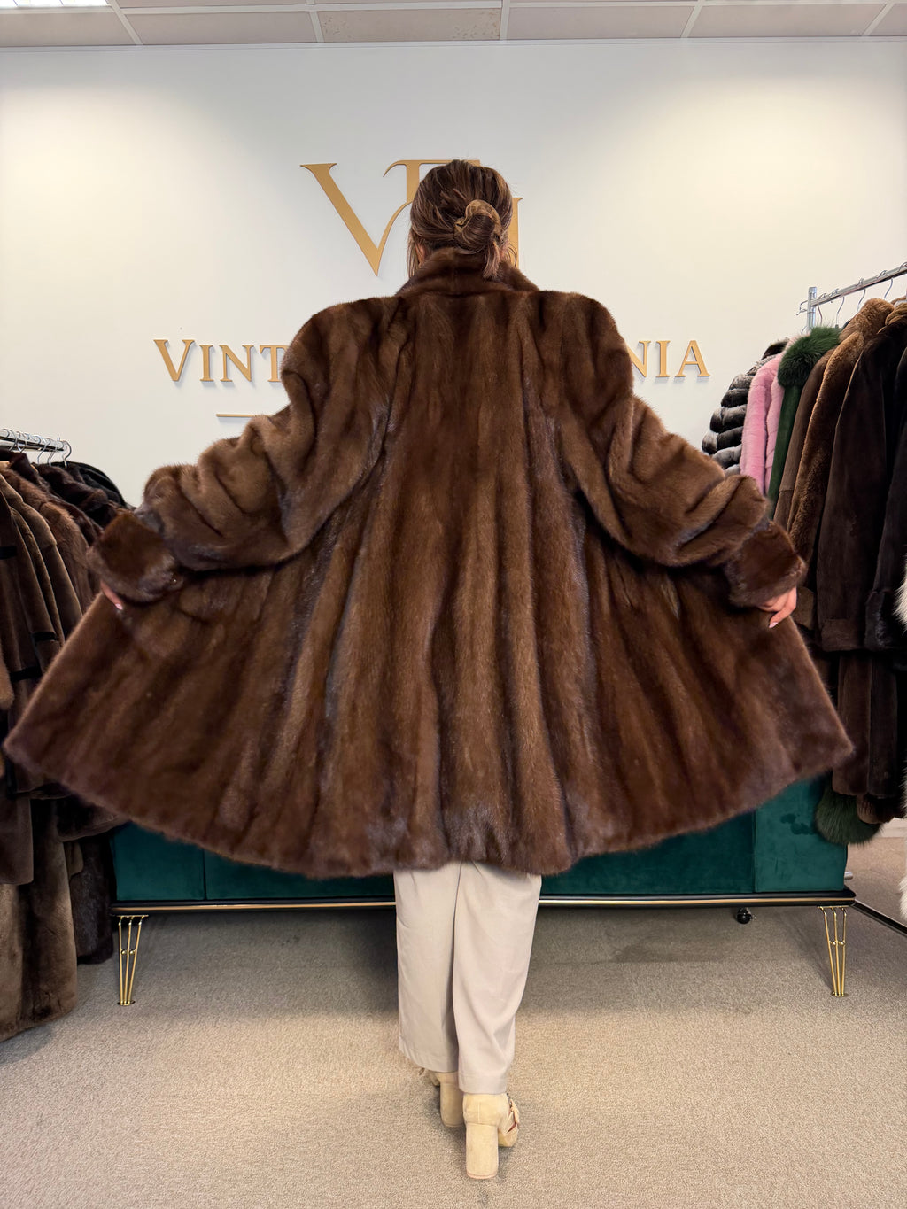 Brown Thick Mink Fur Coat, XL, Flexible