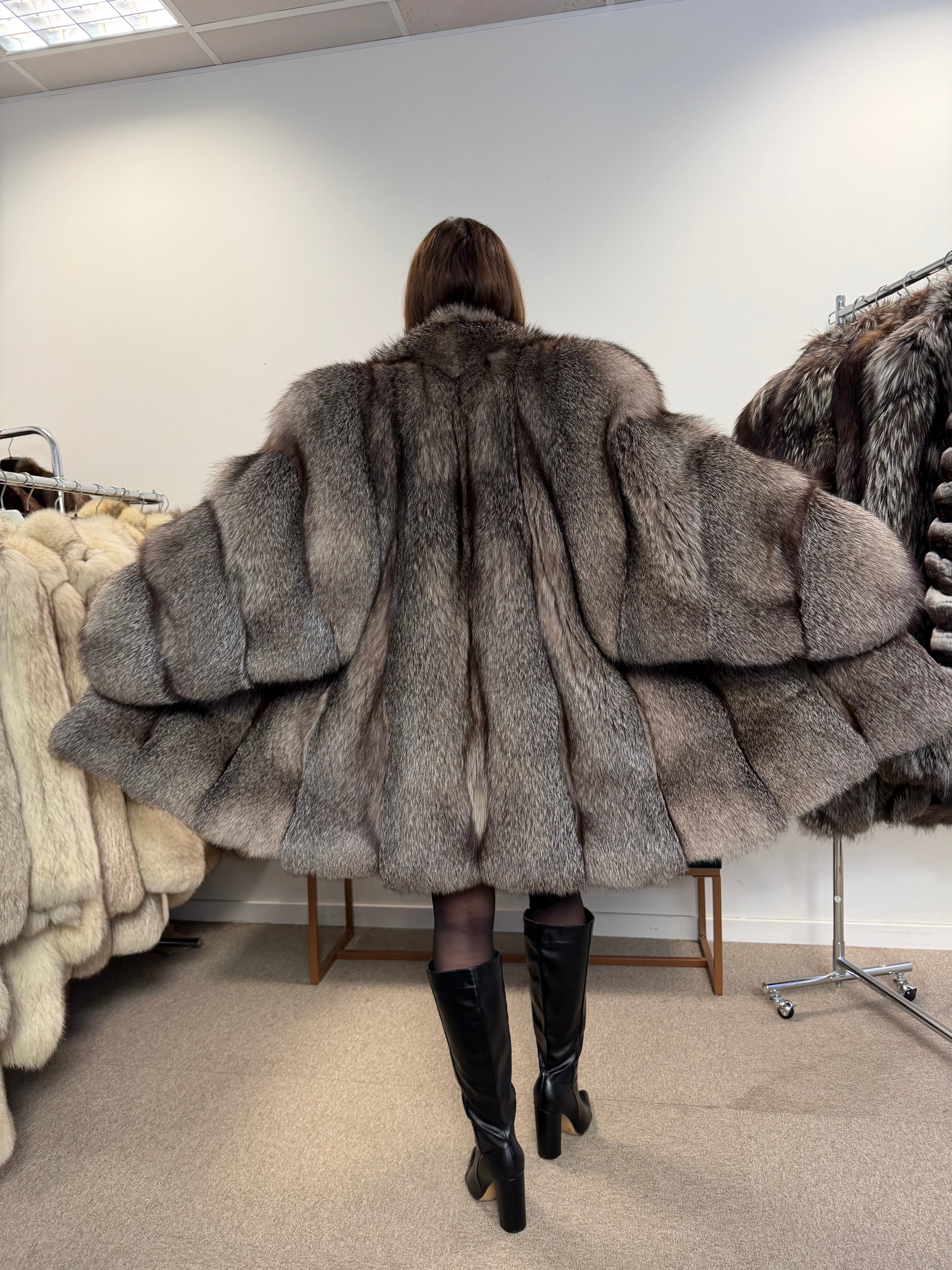Silver Fox Fur Coat, XL Size, Real Silver Fox Fur, Luxury Fur Coat, Women's Fur Coat, Vintage Fur Coat, Big Collar Swinger Fox Coat, Real Fur