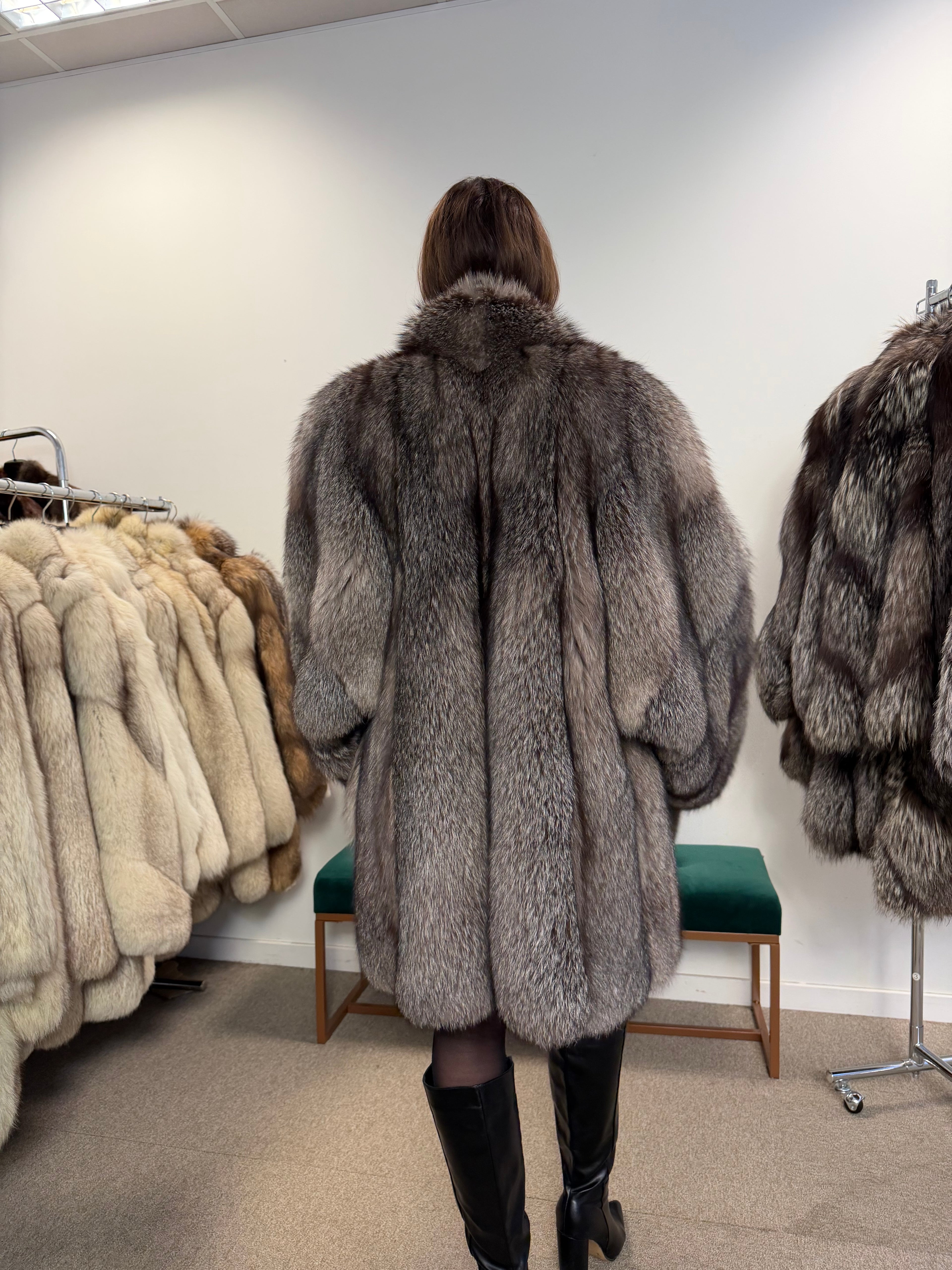 Silver Fox Fur Coat, XL Size, Real Silver Fox Fur, Luxury Fur Coat, Women's Fur Coat, Vintage Fur Coat, Big Collar Swinger Fox Coat, Real Fur