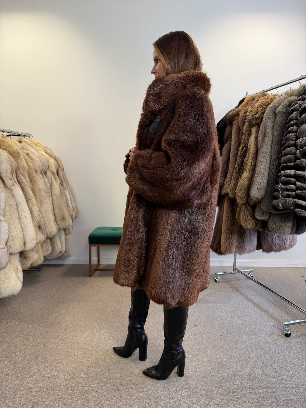Brown Beaver Fur Coat, XL, Soft and Warm