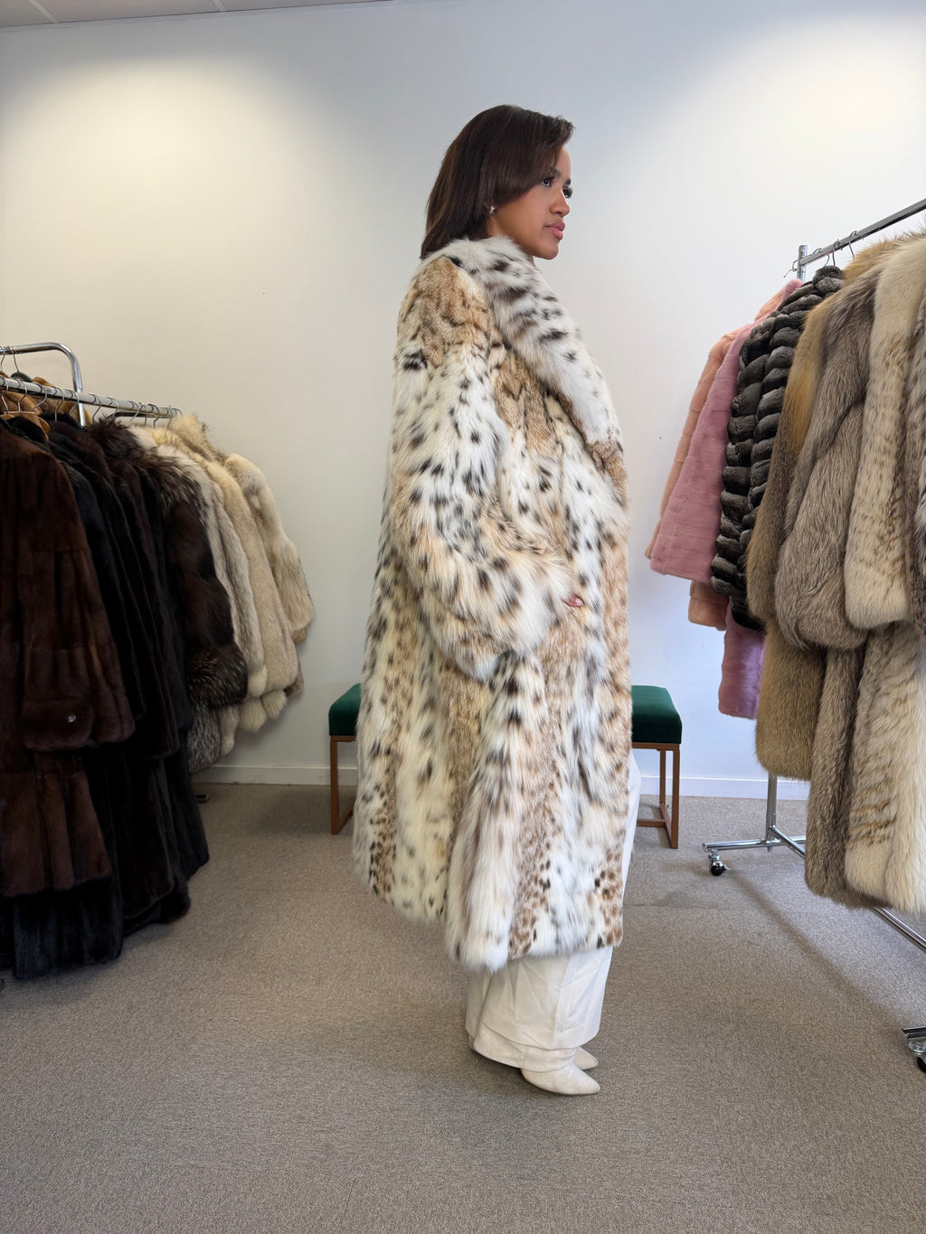 Lynx Fur Coat, Rare Luxury, White reflection, Oversized up tk 3XL