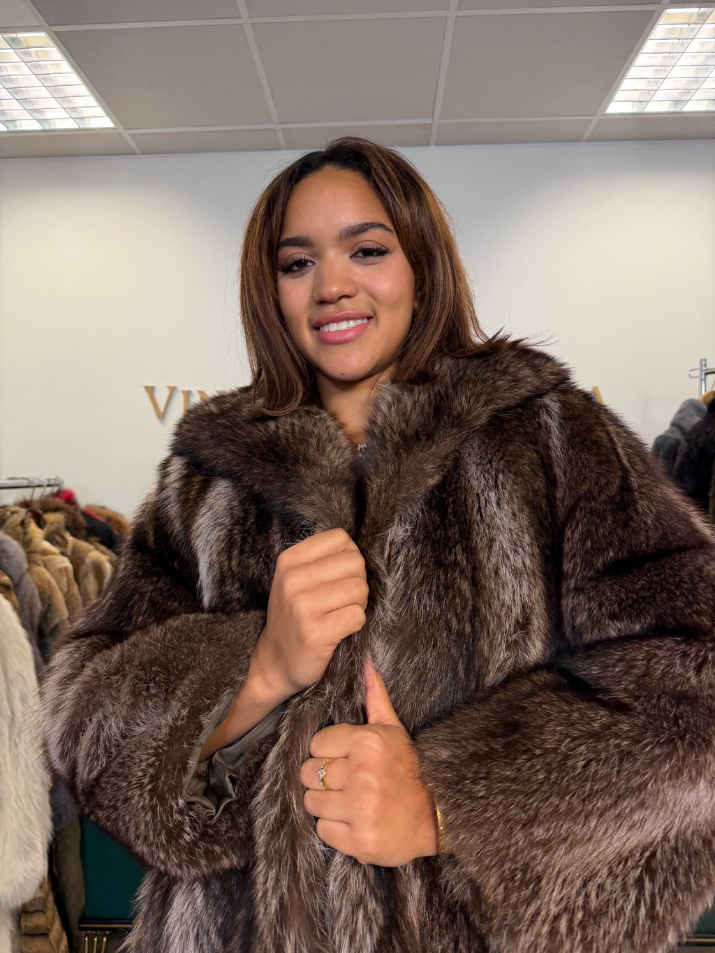 Raccoon Fur Coat, S/M, Yorn
