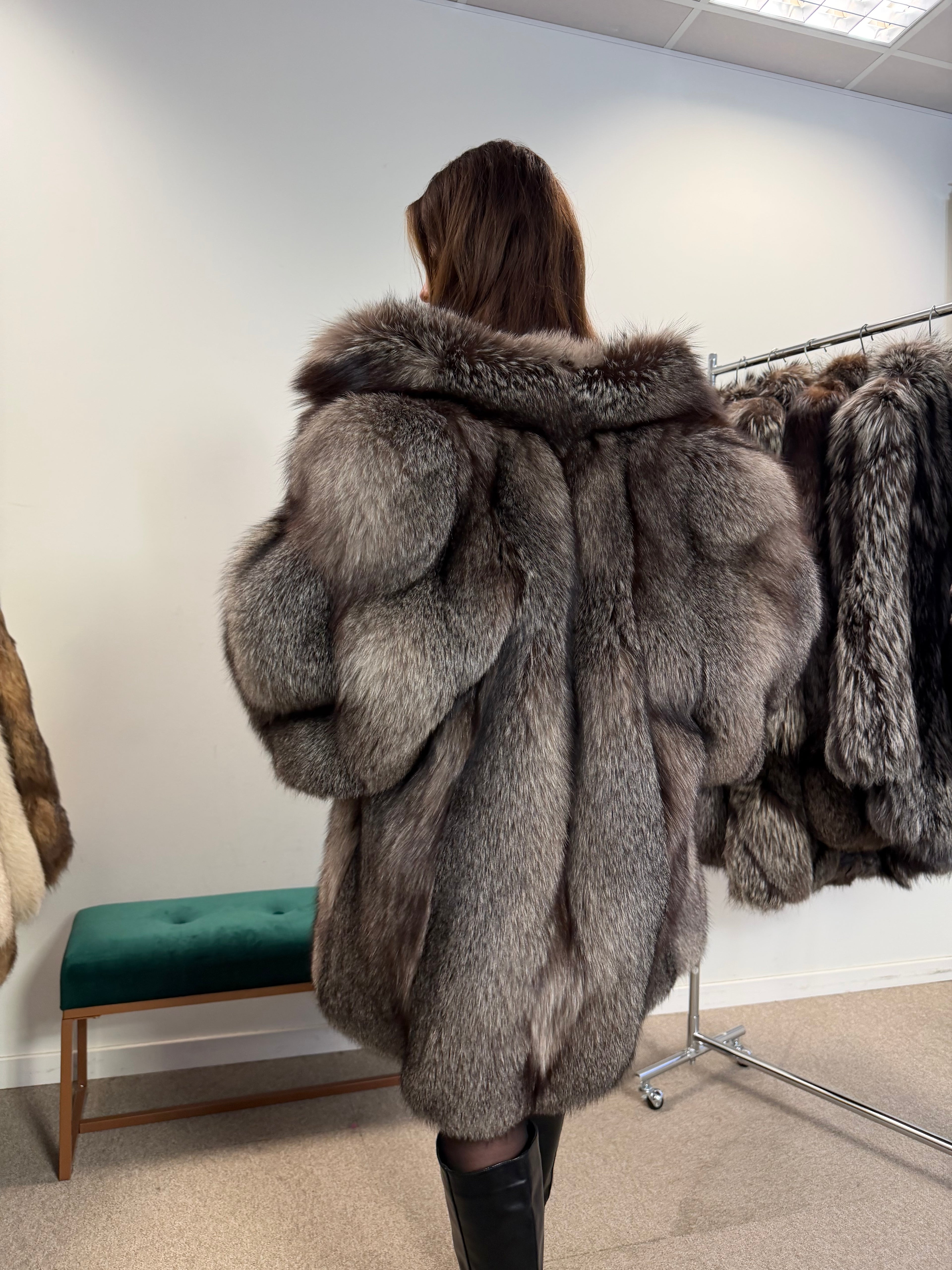 Silver Fox Fur Coat, XL Size, Real Silver Fox Fur, Luxury Fur Coat, Women's Fur Coat, Vintage Fur Coat, Big Collar Swinger Fox Coat, Real Fur