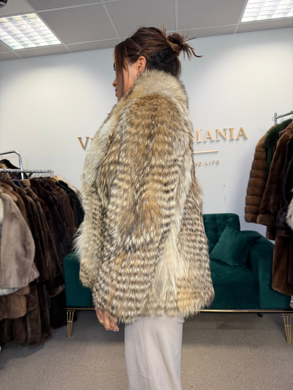 Coyote Fur Jacket, Medium, Trimmed