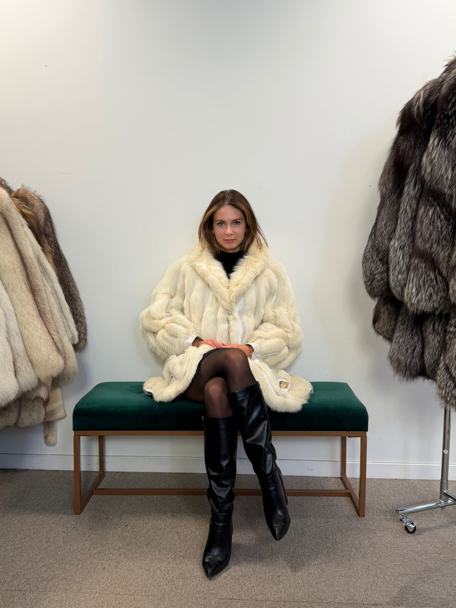 White Polar Fox Fur Coat, Leather, Size L