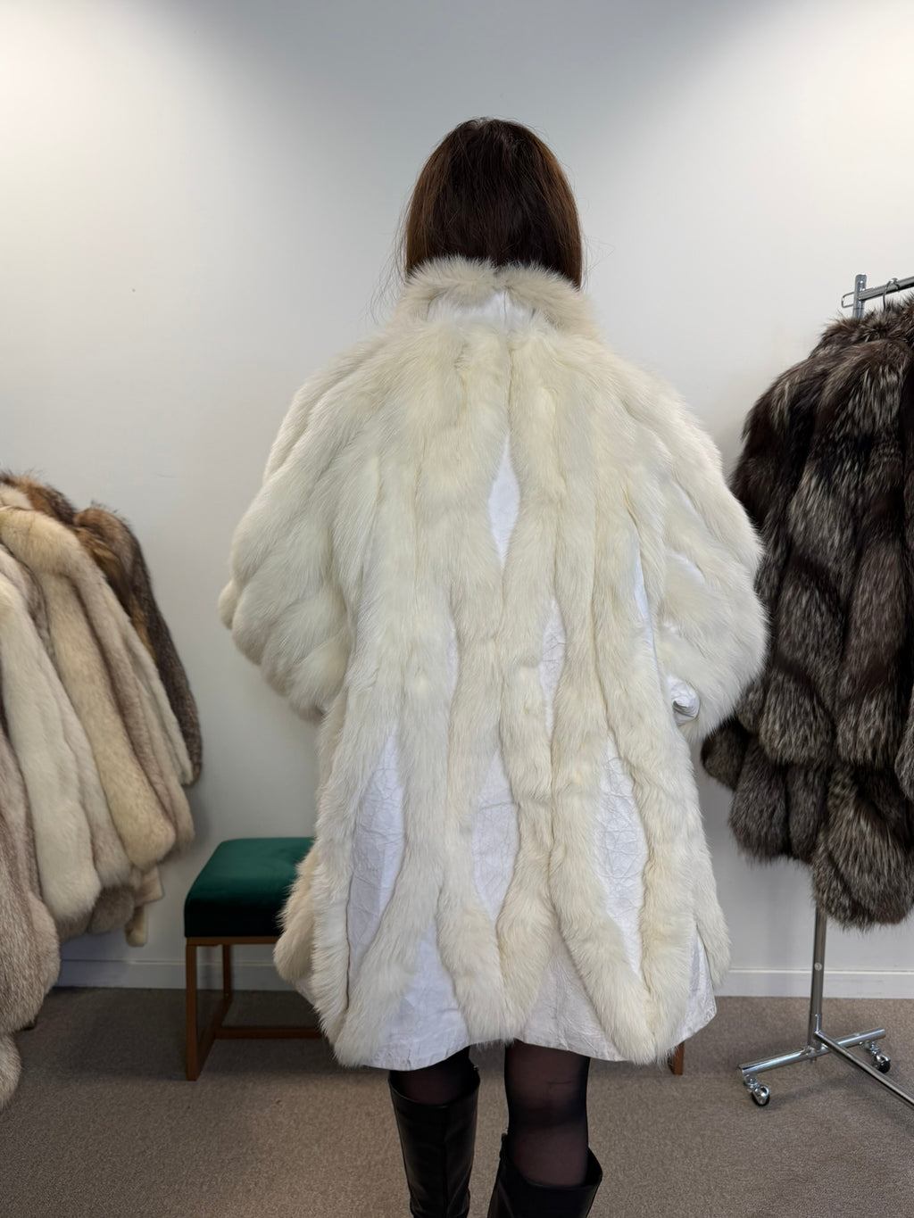 White Polar Fox Fur Coat, Leather, Size L