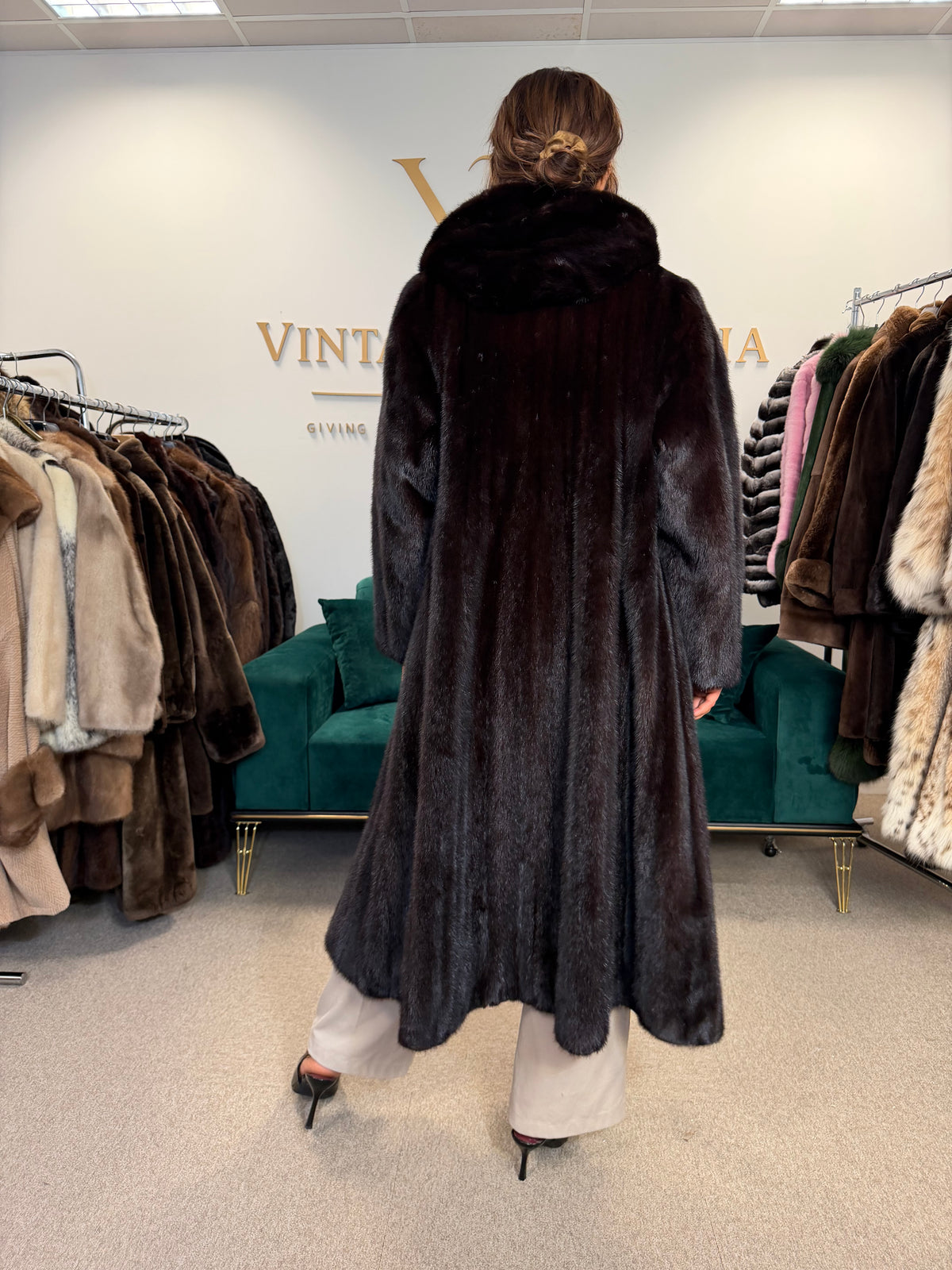 Dark Brown Mink Fur Coat, M/L, Excellent Quality