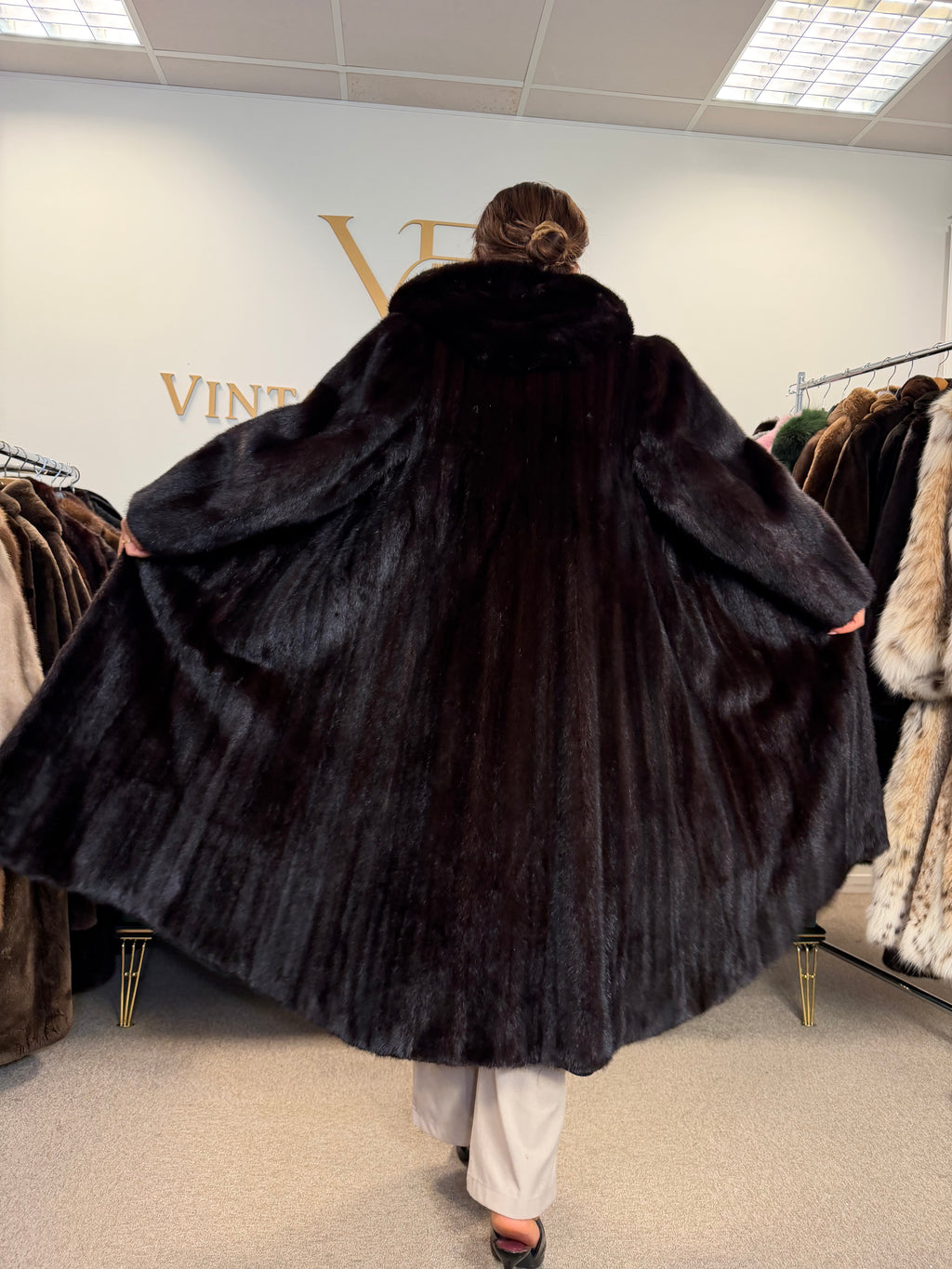 Dark Brown Mink Fur Coat, M/L, Excellent Quality