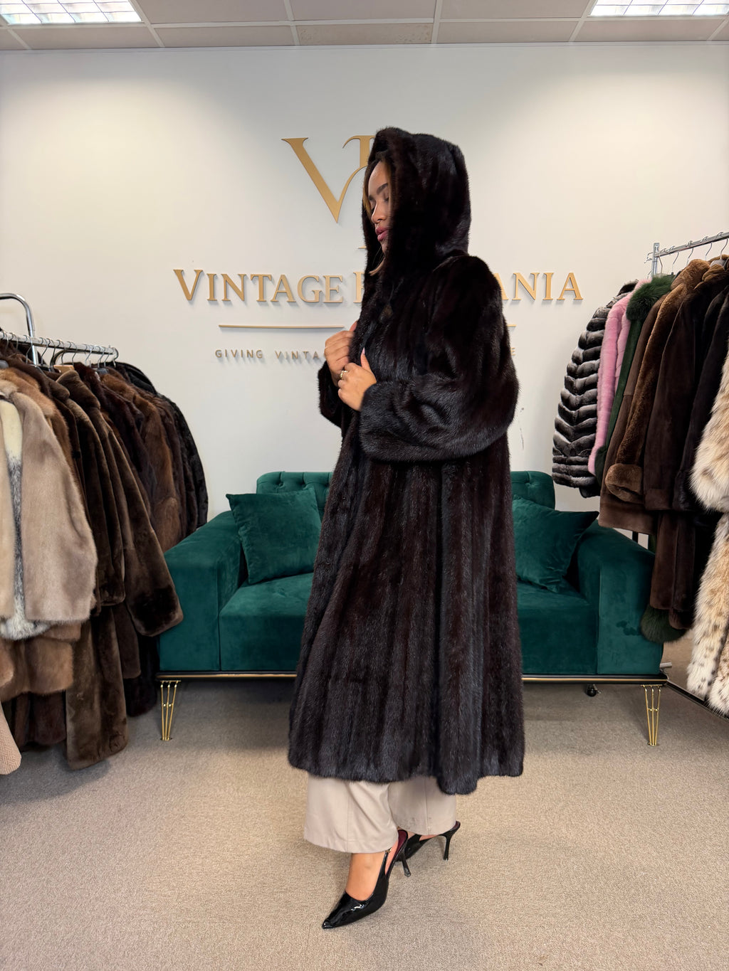 Dark Brown Mink Fur Coat, M/L, Excellent Quality