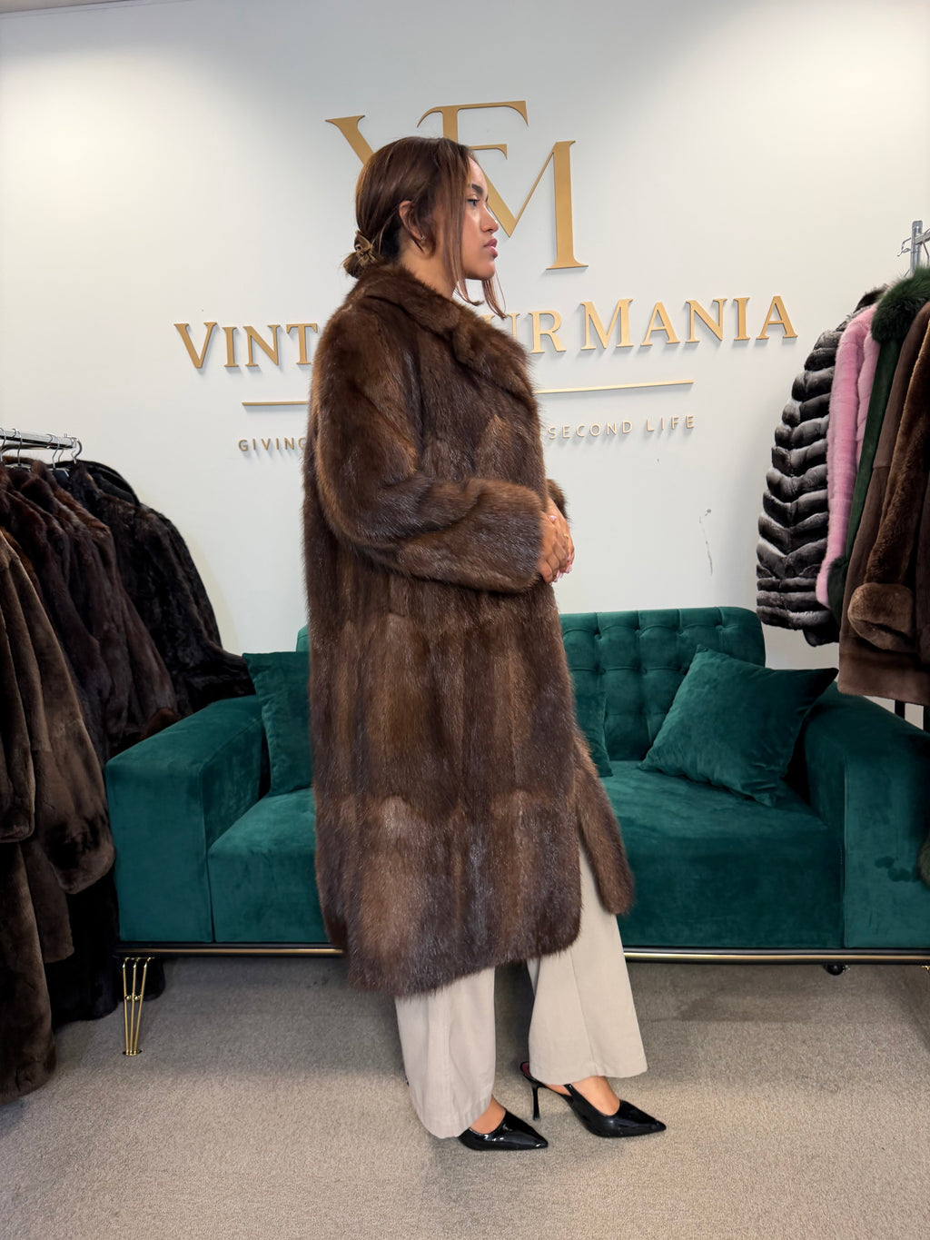 Beaver Fur Coat, Medium