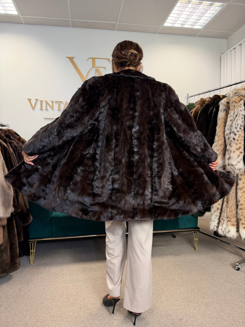 Brown Mink Fur Coat, Large, Pieced