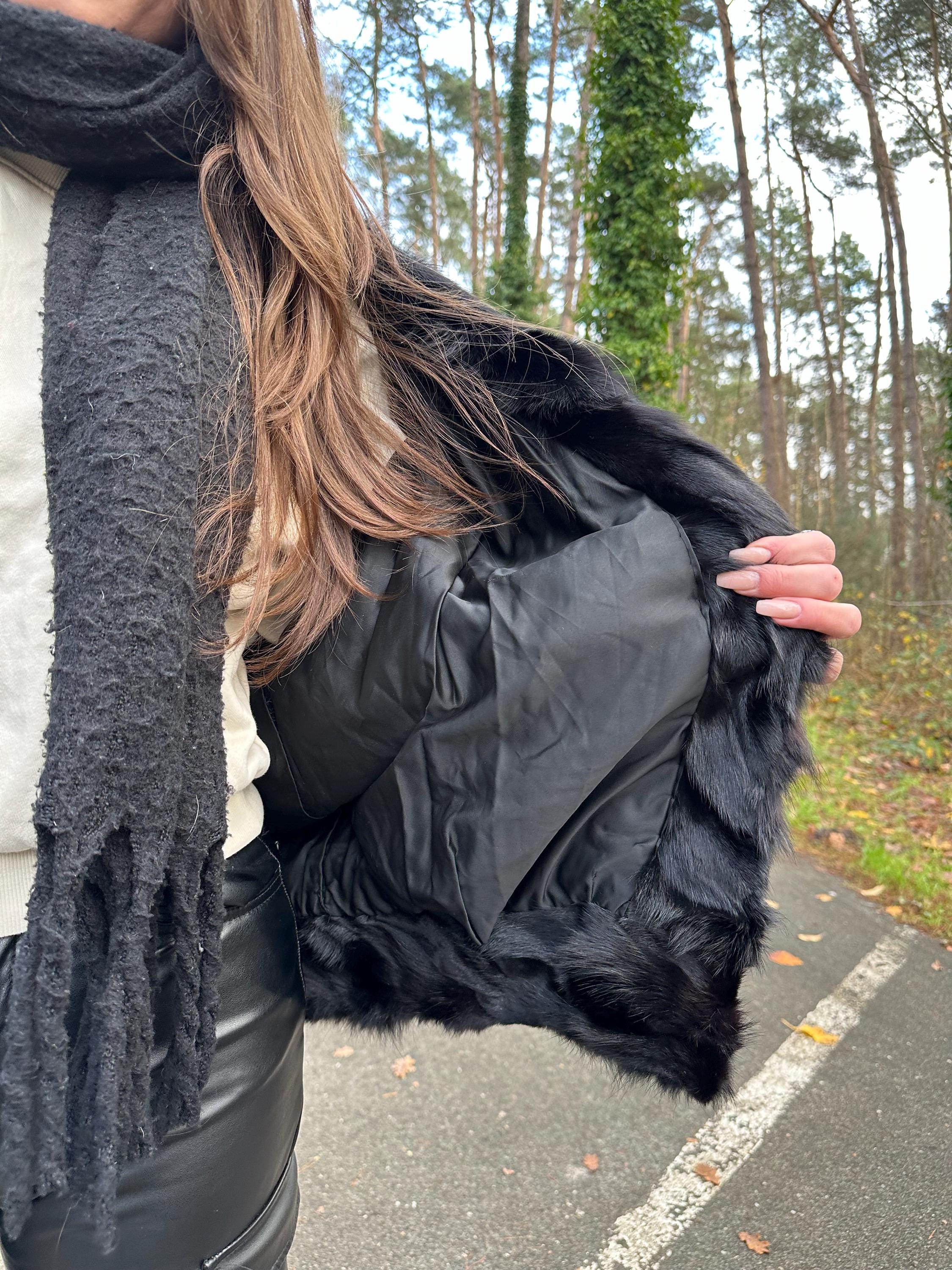 Functional pockets of black fox fur jacket, women’s large, soft thick real vintage fur.