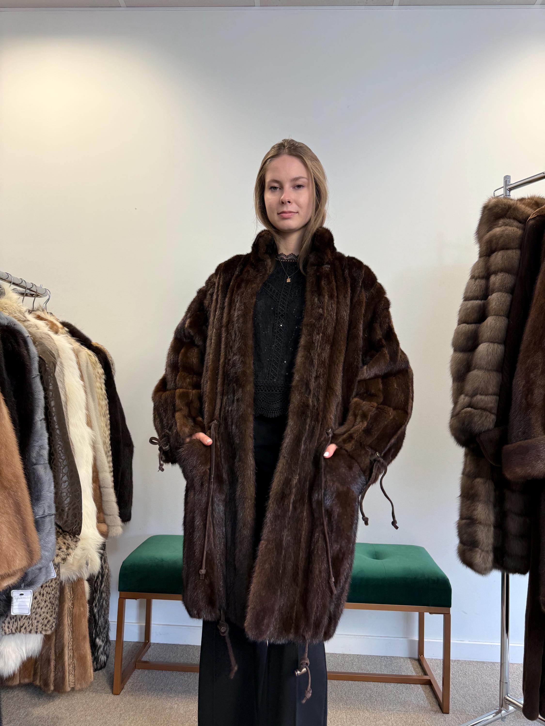 Brown Mink Coat for Women – Real Fur, Thick Soft Vintage Quality
