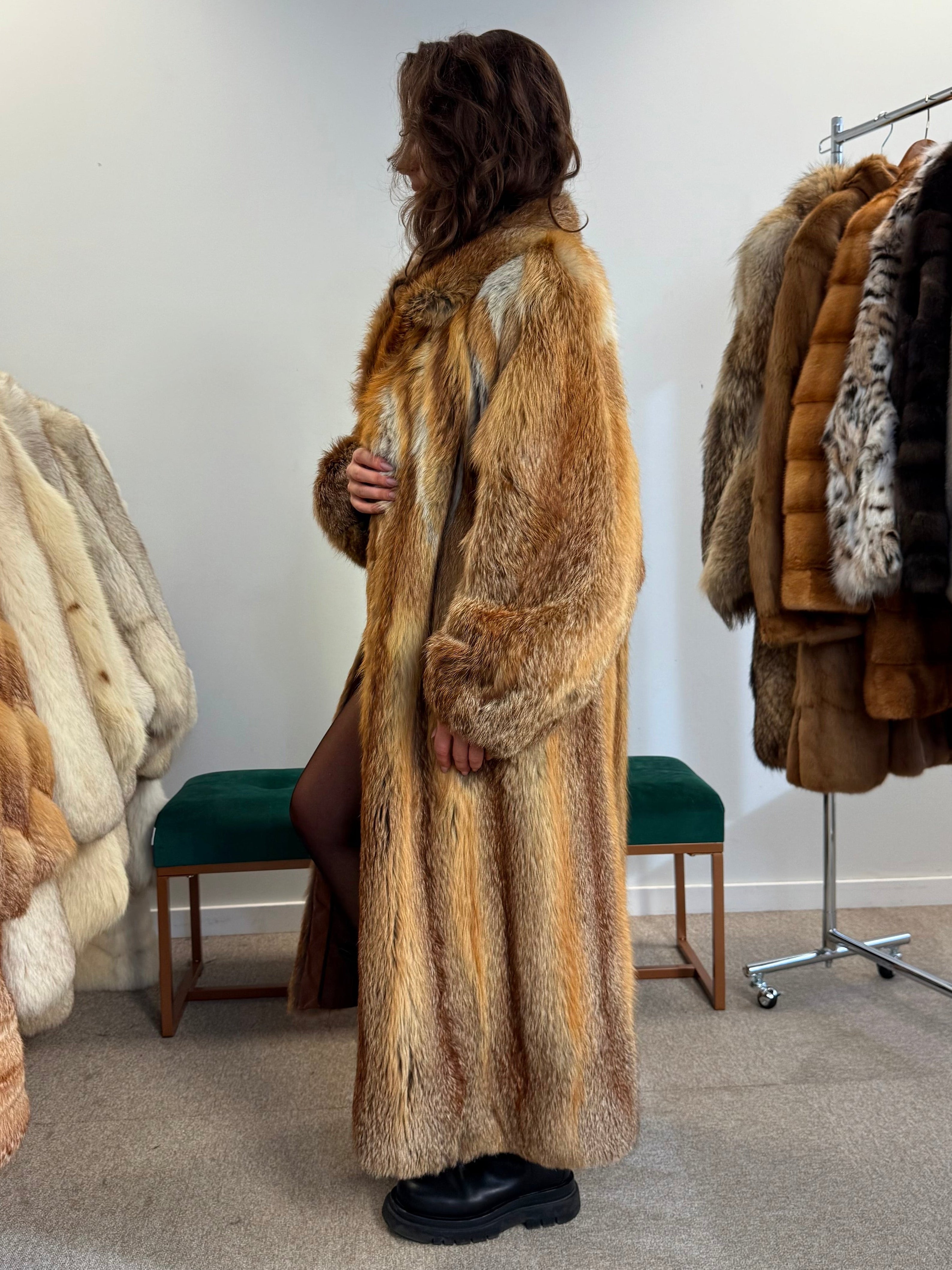 Elegant Red Fox Coat, Real Fur, High-Quality Vintage Piece