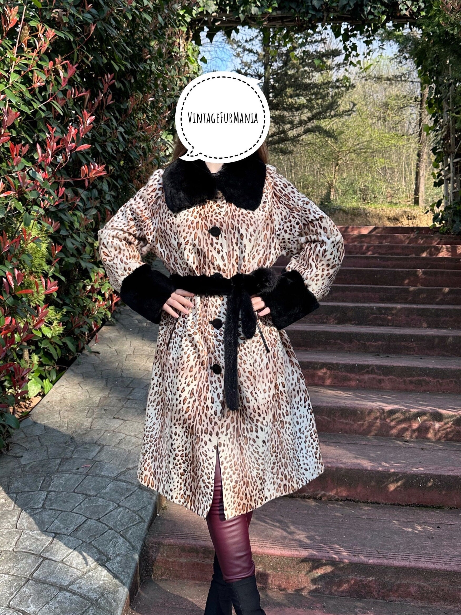 Luxury Fur Coat Women Lambskin Fur, Printed Lynx Patter in Lambskin fur coat with Rex rabbit fur collar, real fur coat, Excellent XL fur