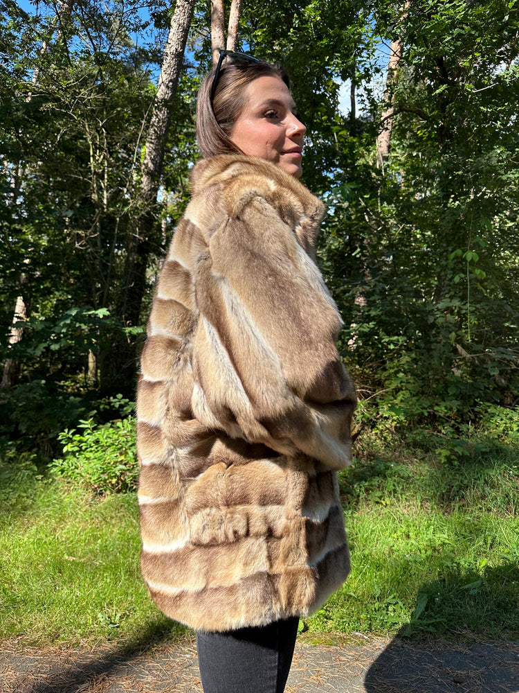 Luxury Weasel Fur Coat, XL Size, Real Weasel Fur, Premium Quality and Rare Find, Exquisitely Soft and Expensive, Perfect for Elegant Style