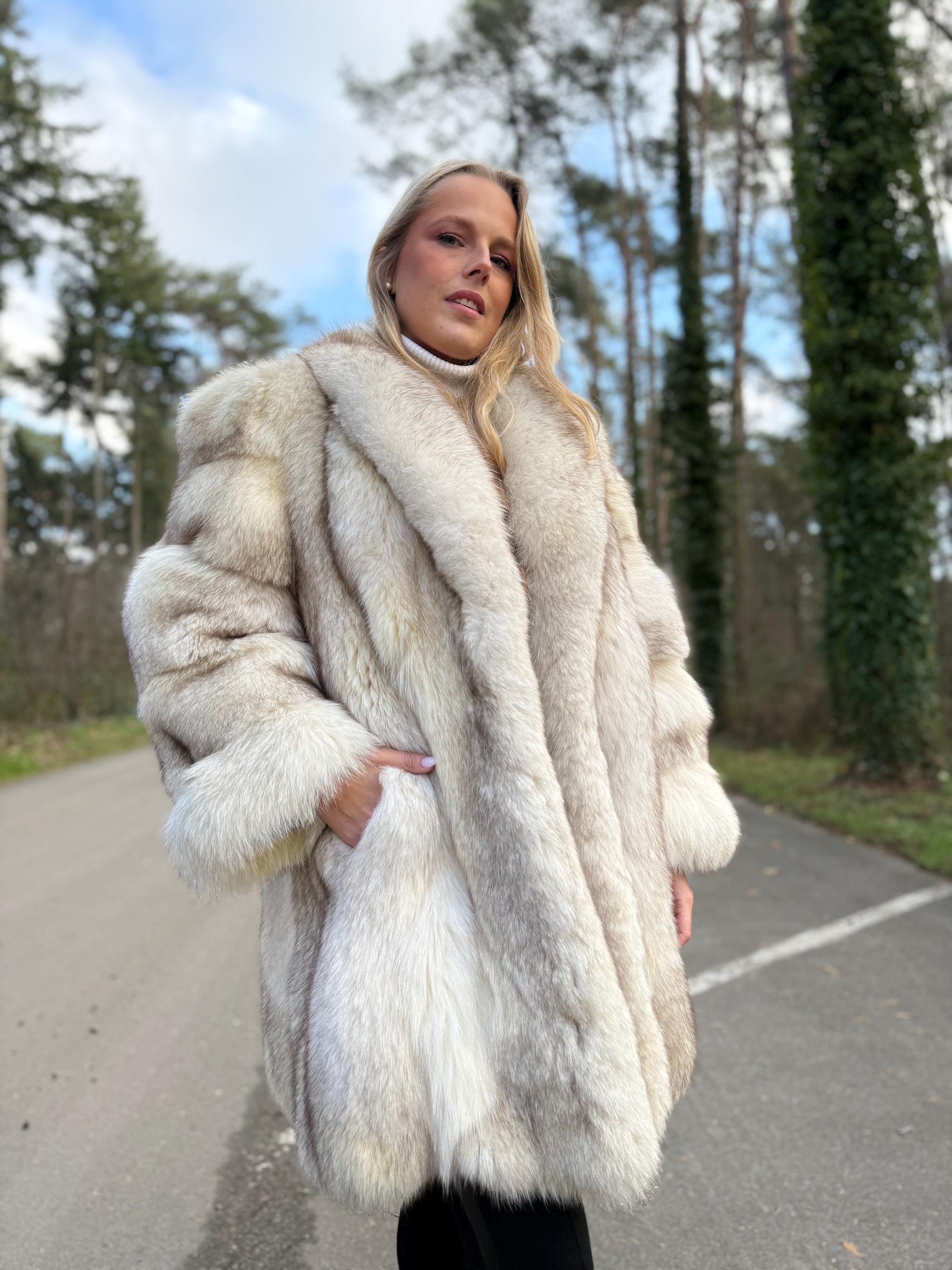 Fluffy white fox fur coat, XL fox fur coat, real fur coat, vintage fur coat, fur coat, fox coat, white fox, luxury fox fur coat, vintage fur