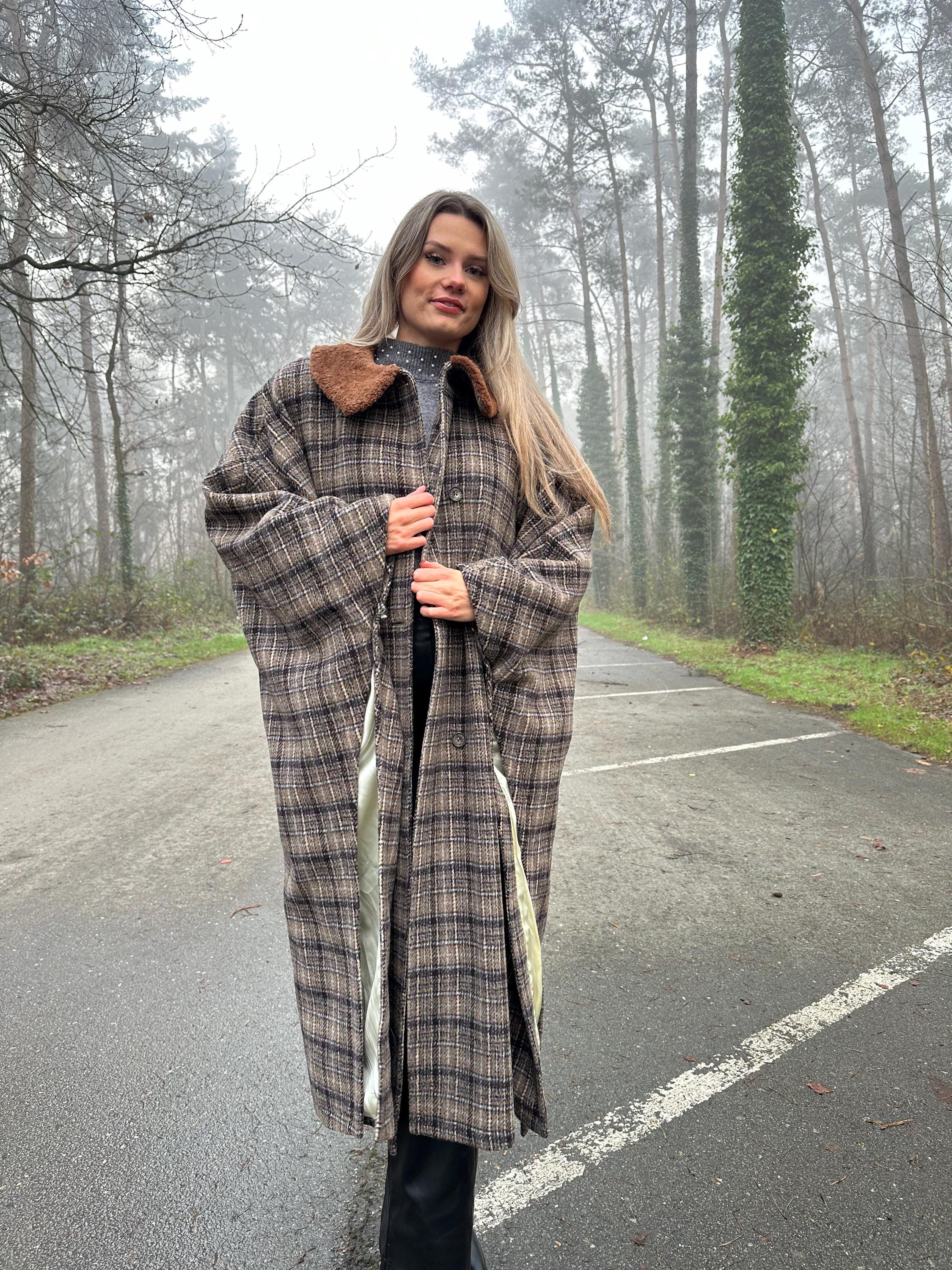 Emporio Armani Coat, One Size, Vintage Unique Style, Full-Length Women's Luxury Coat, Classy and Elegant Outerwear, Fits For All Sizes