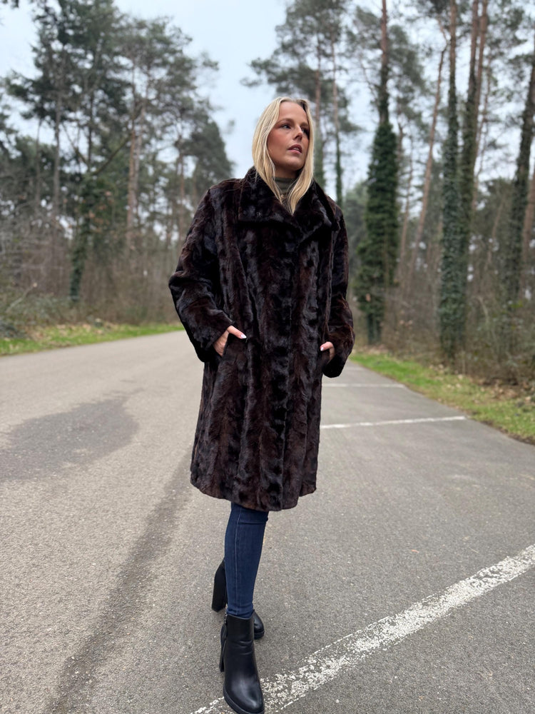 Short Haired Sheared Mink Fur Coat, XL Size, Vintage Style Coat, Real Mink Fur Coat, Luxurious and Elegant Outerwear, Brown Mink Fur Coat