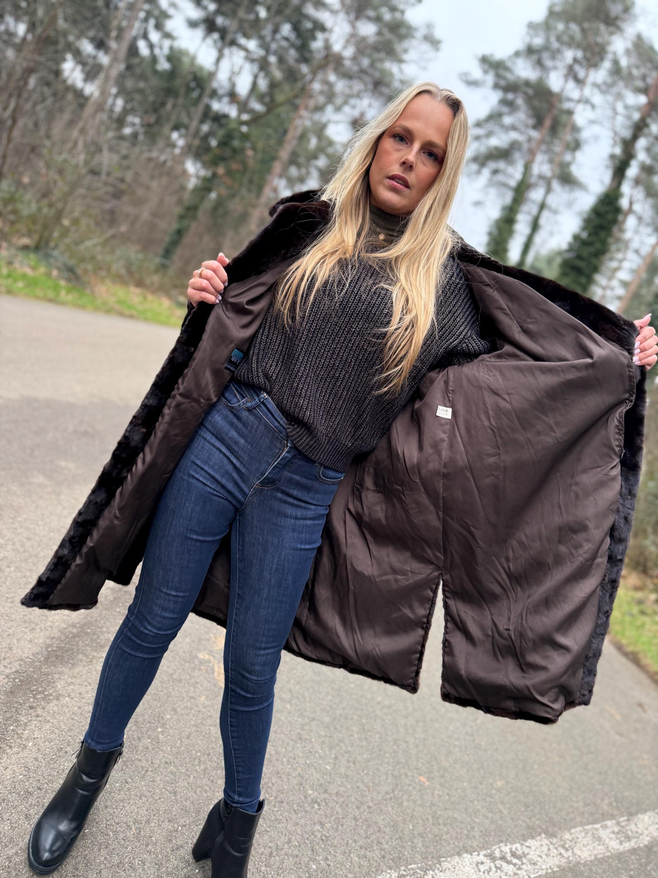 Short Haired Sheared Mink Fur Coat, XL Size, Vintage Style Coat, Real Mink Fur Coat, Luxurious and Elegant Outerwear, Brown Mink Fur Coat