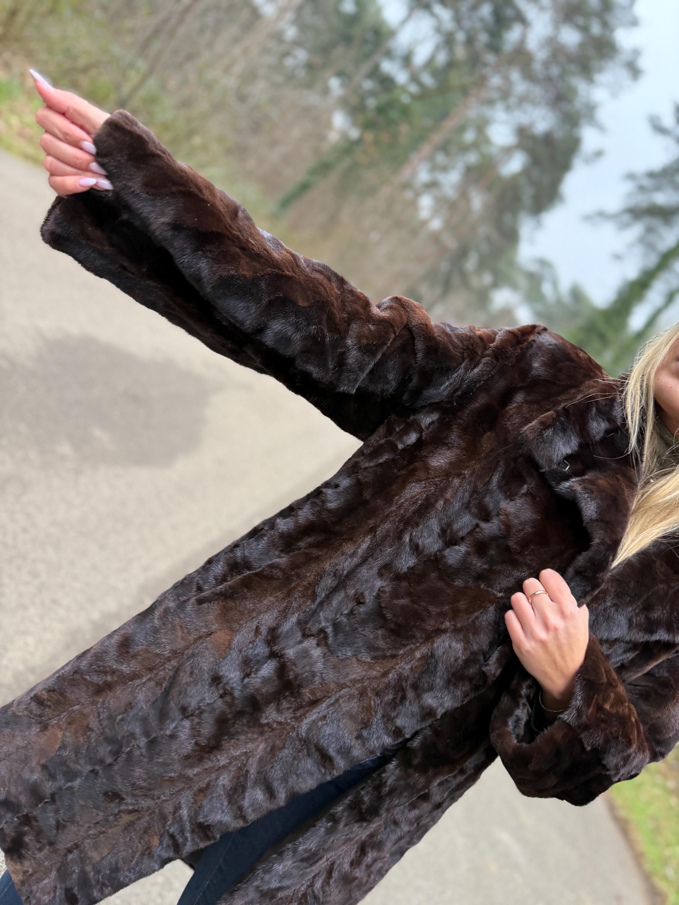 Short Haired Sheared Mink Fur Coat, XL Size, Vintage Style Coat, Real Mink Fur Coat, Luxurious and Elegant Outerwear, Brown Mink Fur Coat