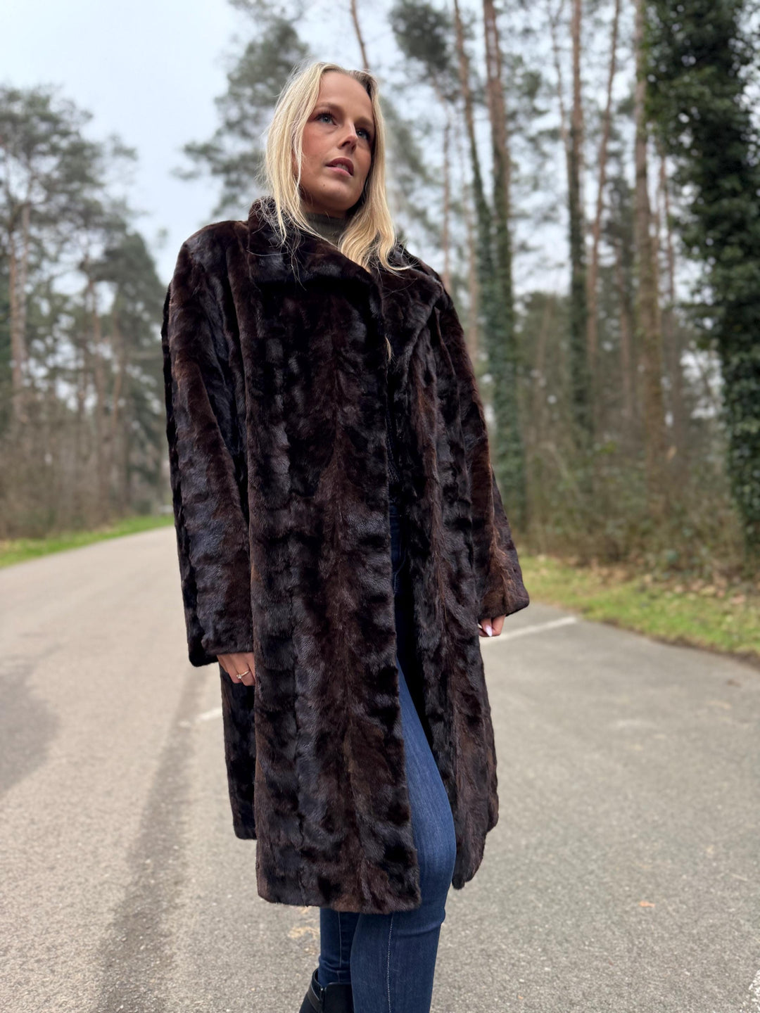 Short Haired Sheared Mink Fur Coat, XL Size, Vintage Style Coat, Real Mink Fur Coat, Luxurious and Elegant Outerwear, Brown Mink Fur Coat