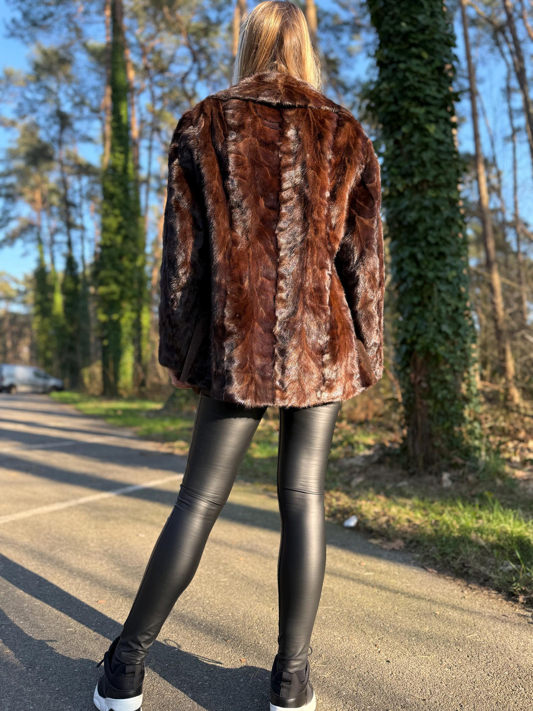 Large Mink Fur Jacket in Natural Brown, Genuine Mink Fur, Soft Fur Jacket, Classic Vintage Style, Excellent Condition, Brown Mink Fur Jacket