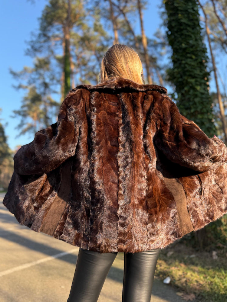 Large Mink Fur Jacket in Natural Brown, Genuine Mink Fur, Soft Fur Jacket, Classic Vintage Style, Excellent Condition, Brown Mink Fur Jacket