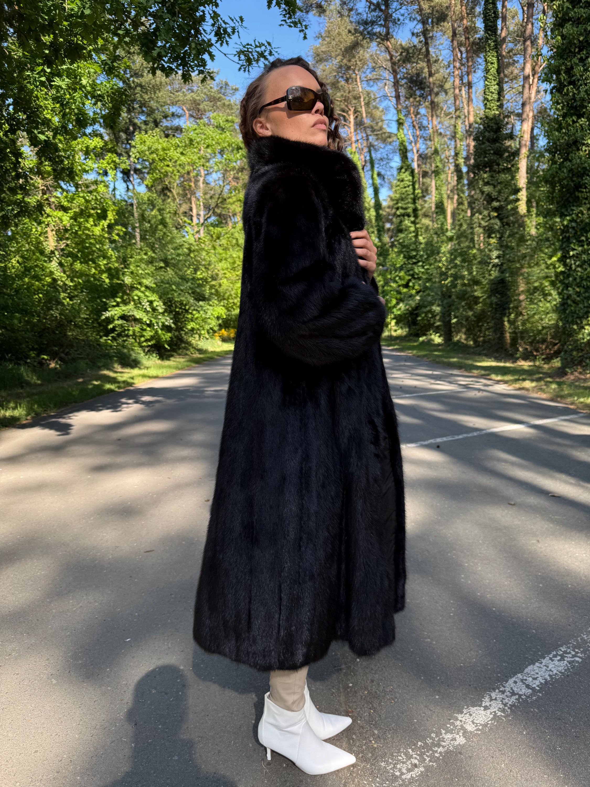 Saga Mink Fur Coat in Dark Brown, XL Size, Premium Selected Mink Fur Coat, Perfect for Elegant Style in Classic Fashion, Real Mink Fur Coat