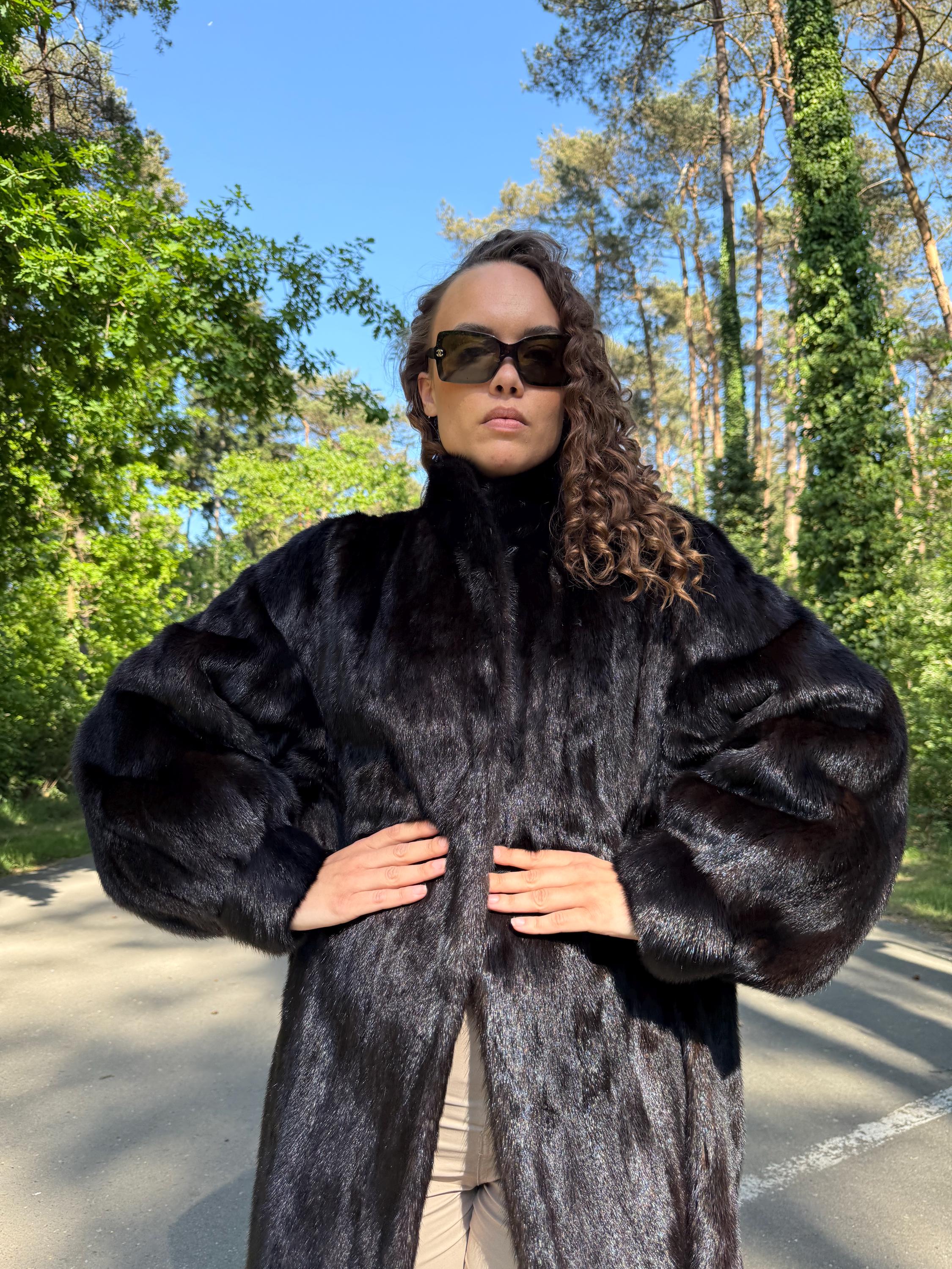 Black Diamond Rare Mink Fur Coat, XL Size, Excellent Condition, Premium Selected Mink Fur Coat, Luxurious Women's Fur Coat, Vintage Fur Coat