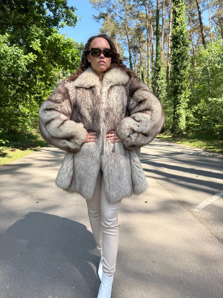 White Fox Fur Coat, XL Size, Soft and Fluffy Fur, Real Fox Fur, Warm Vintage Winter Coat, Good Condition, Real Elegant White Fox Fur Coat