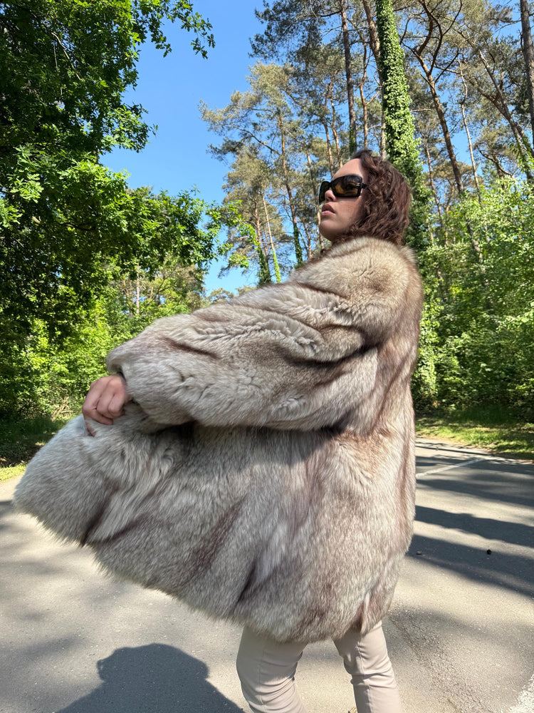 Fluffy Fox Fur Coat, XL Size, Real Fur Coat, Fox Fur Coat, Vintage Fur Coat, Women's Fur Coat, White Fox Fur, Grey Fox Fur Coat, Nordic Fox