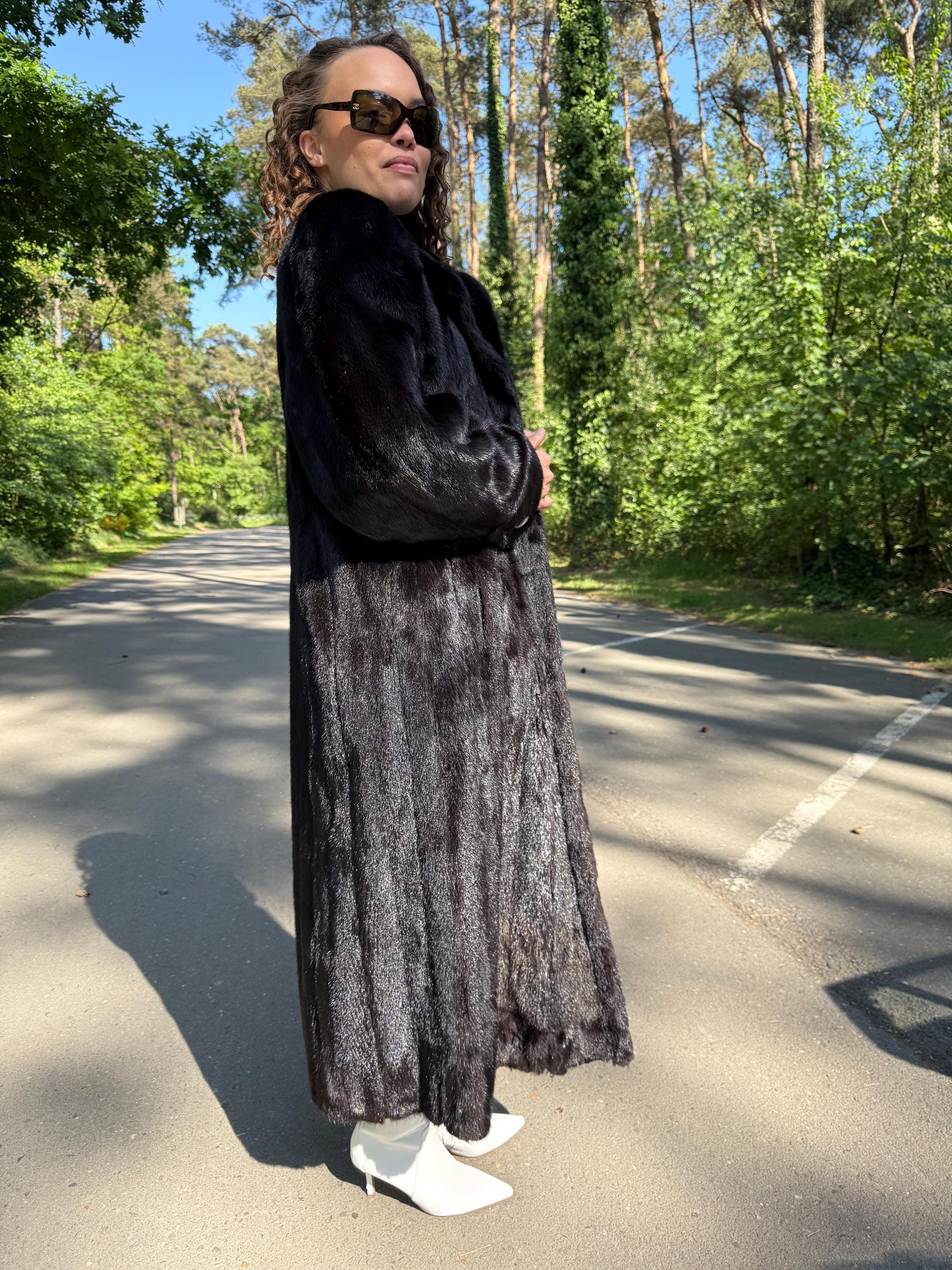 Full Length Dark Brown Mink Coat, 3XL Size Mink Fur Coat, Soft High Quality Coat, Long Luxury Fur Coat, Elegant Outerwear, Warm & Thick Coat