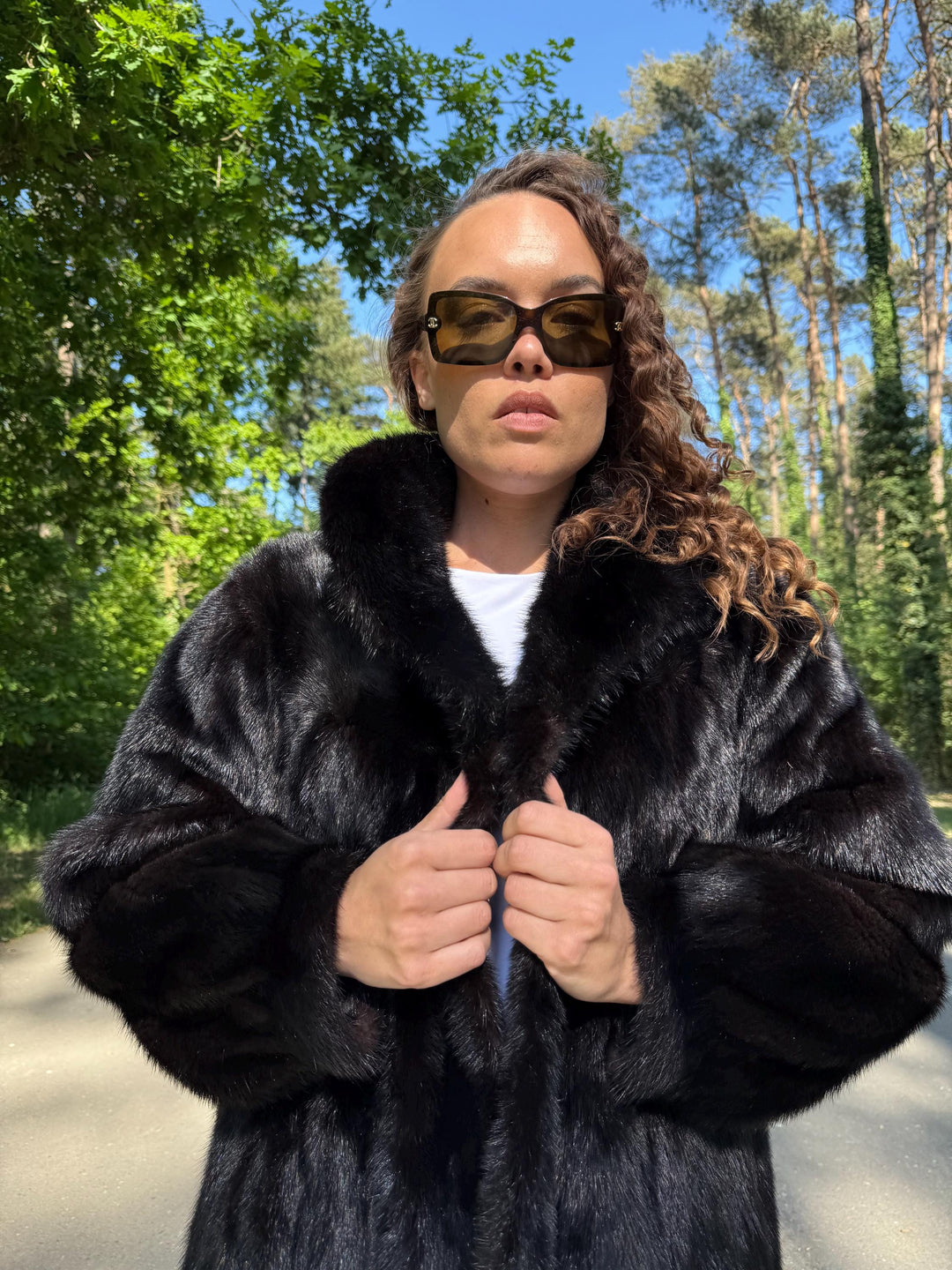 Saga Mink Fur Coat in Dark Brown, XL Size, Premium Selected Mink Fur Coat, Perfect for Elegant Style in Classic Fashion, Real Mink Fur Coat
