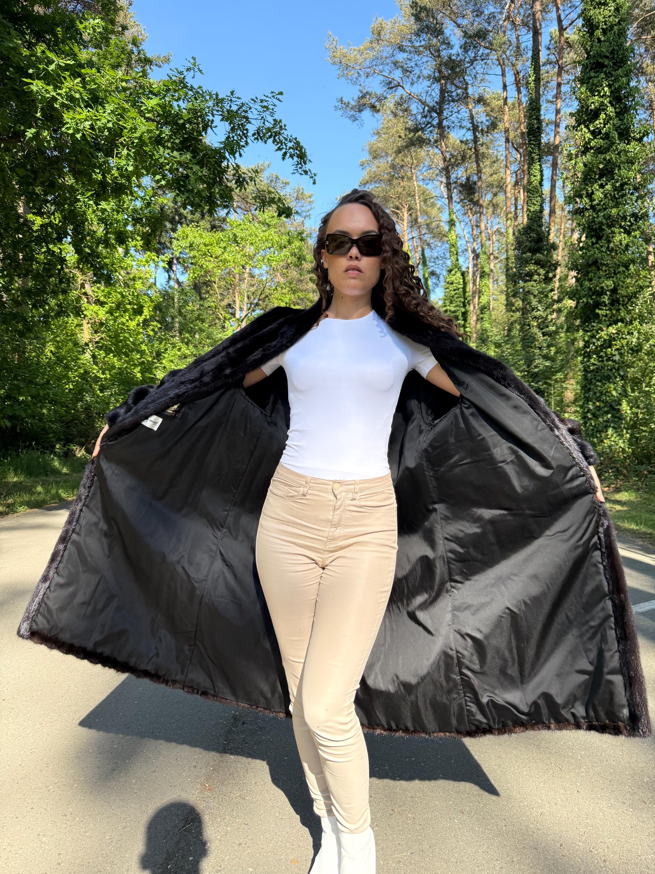 Black Diamond Rare Mink Fur Coat, XL Size, Excellent Condition, Premium Selected Mink Fur Coat, Luxurious Women's Fur Coat, Vintage Fur Coat