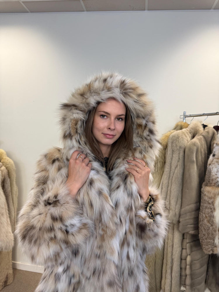 Lynx fur coat, highest quality hooded lynx jacket in M/L size, only belly lynx fur coat, real fur coat, lynx coat, fur coats women, fur