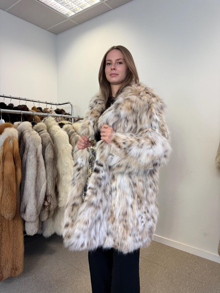 Lynx fur coat, highest quality hooded lynx jacket in M/L size, only belly lynx fur coat, real fur coat, lynx coat, fur coats women, fur